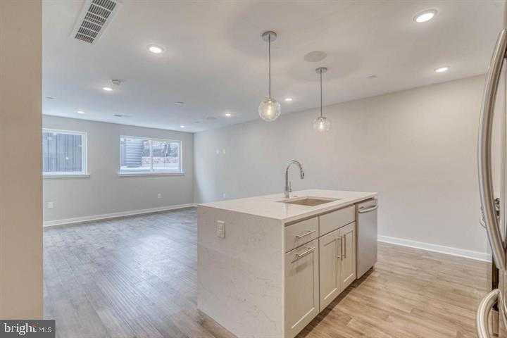 1747 Tilghman St photo 15