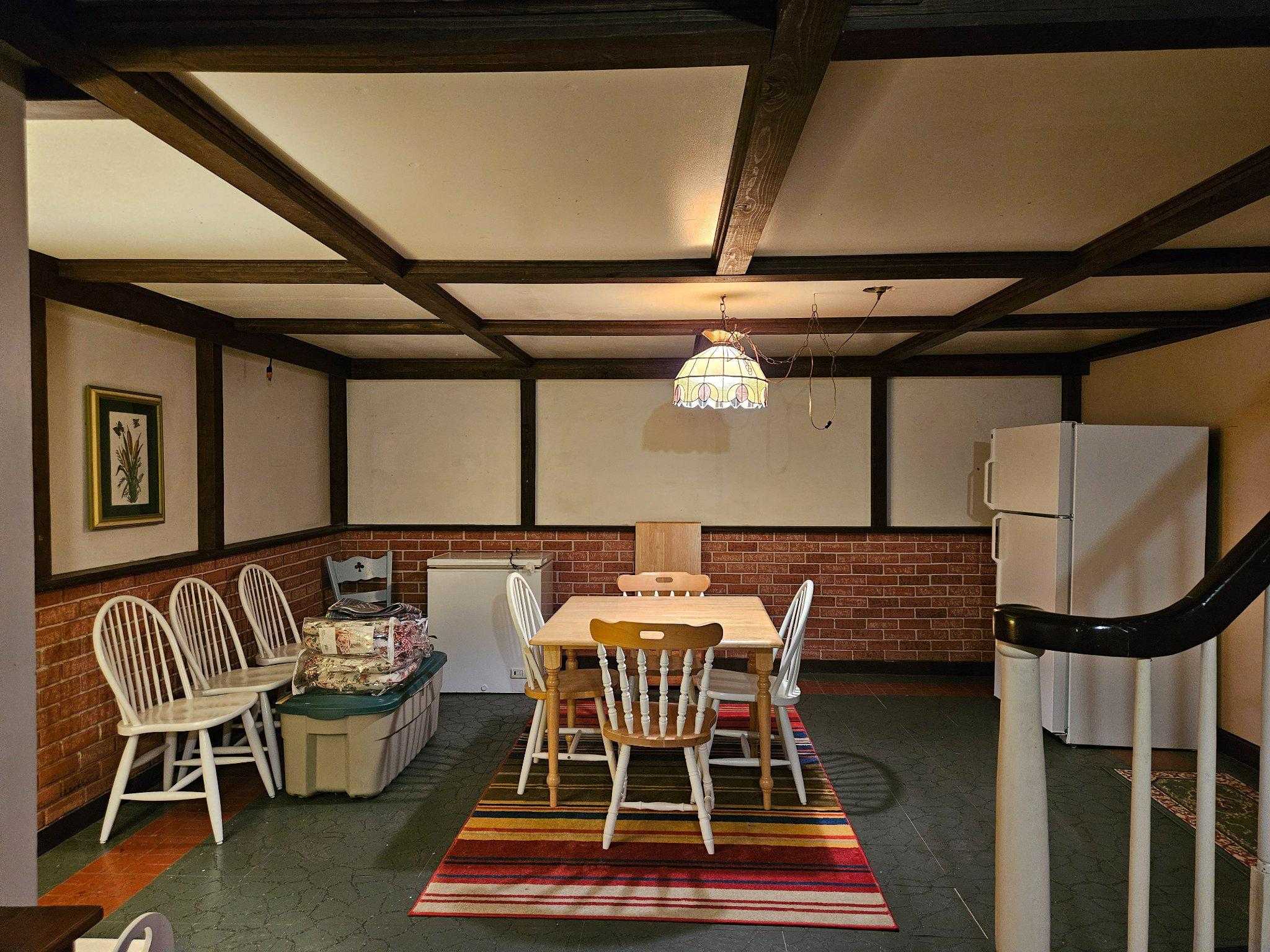 144 Bryn Mawr Ave photo 16