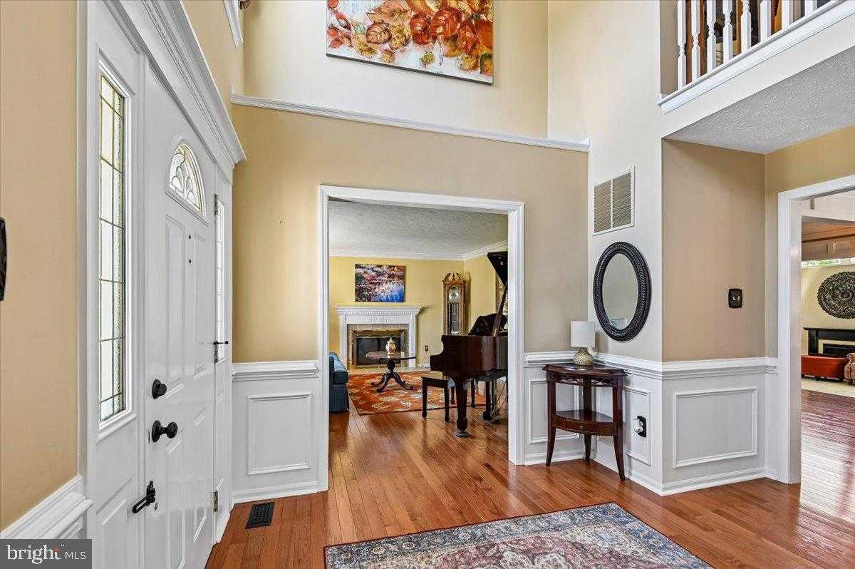 2242 Deadora Dr photo 3