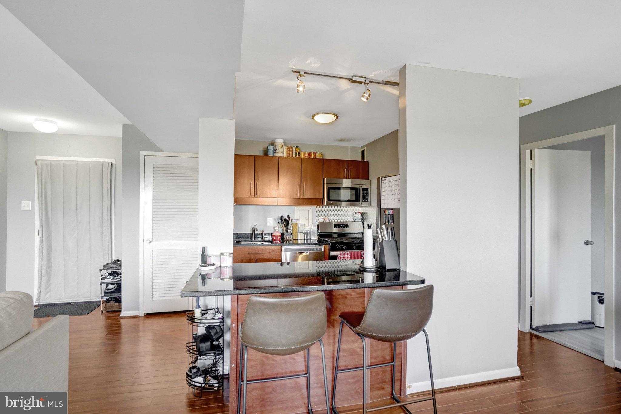 5340 Holmes Run Pkwy Unit 919 photo 12