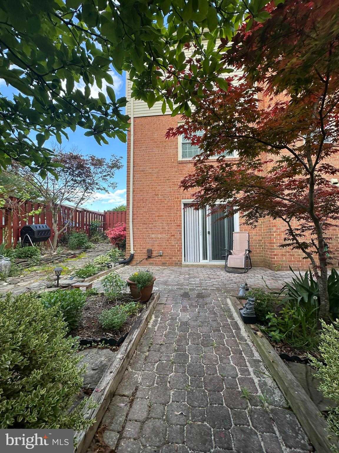 4524 Windsor Arms CT photo 21