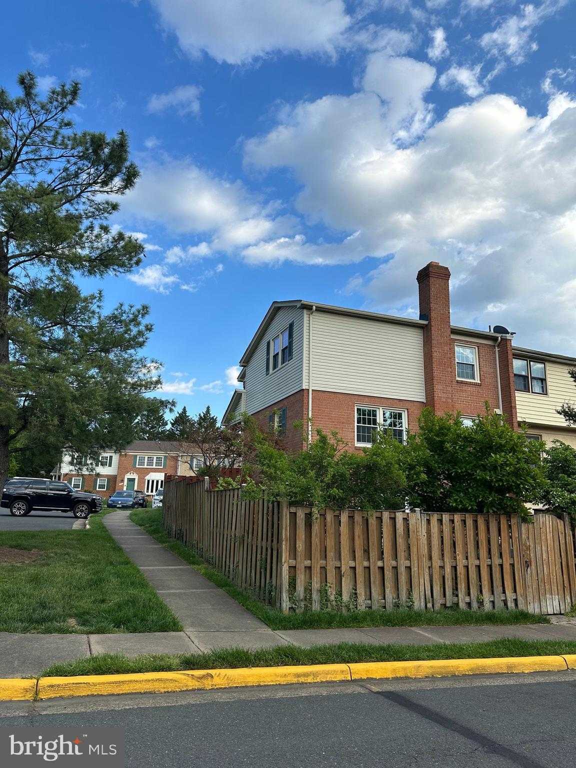 4524 Windsor Arms CT photo 24