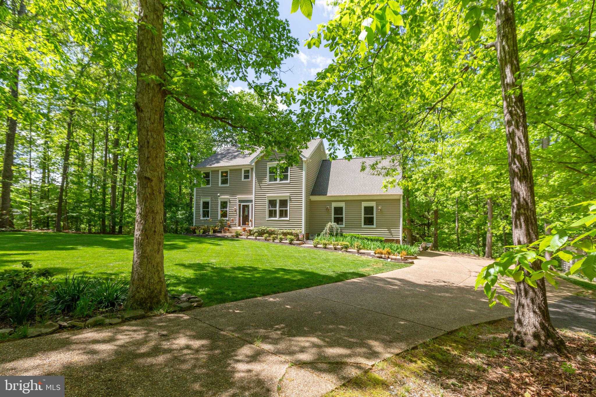 7931 Gold Leaf Cir photo 1