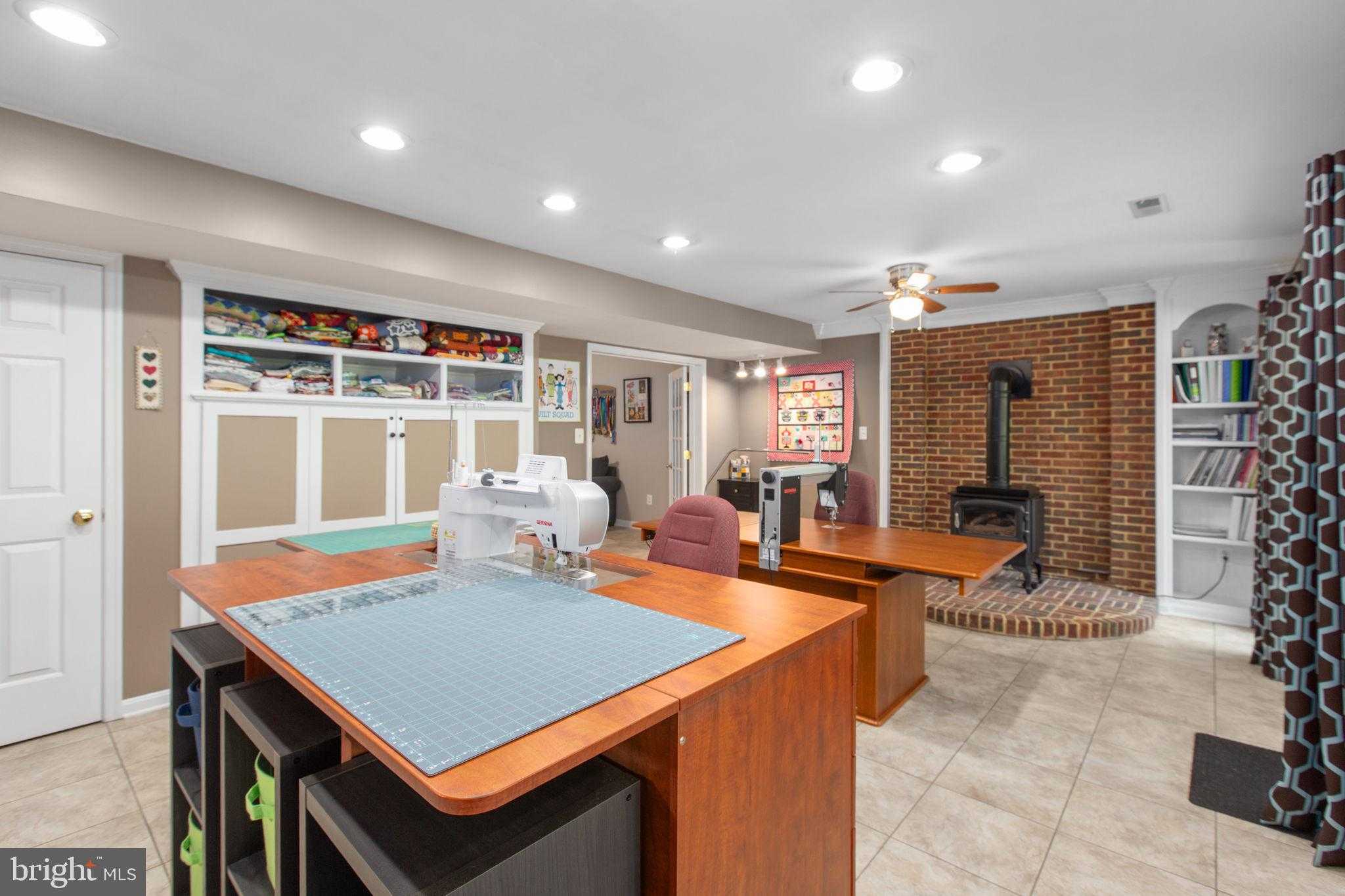 7931 Gold Leaf Cir photo 61