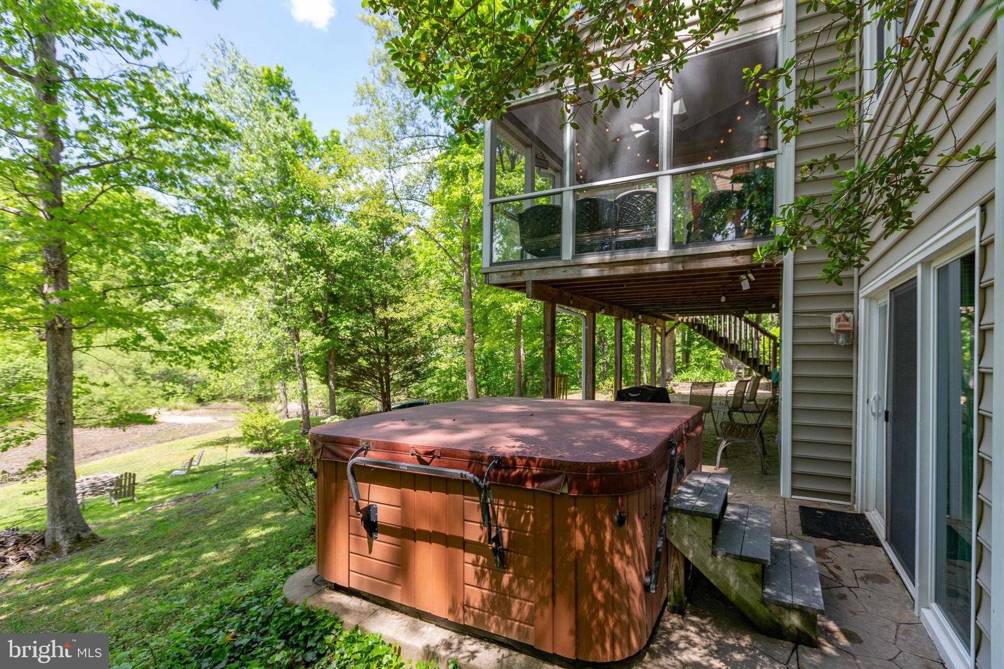 7931 Gold Leaf Cir photo 8