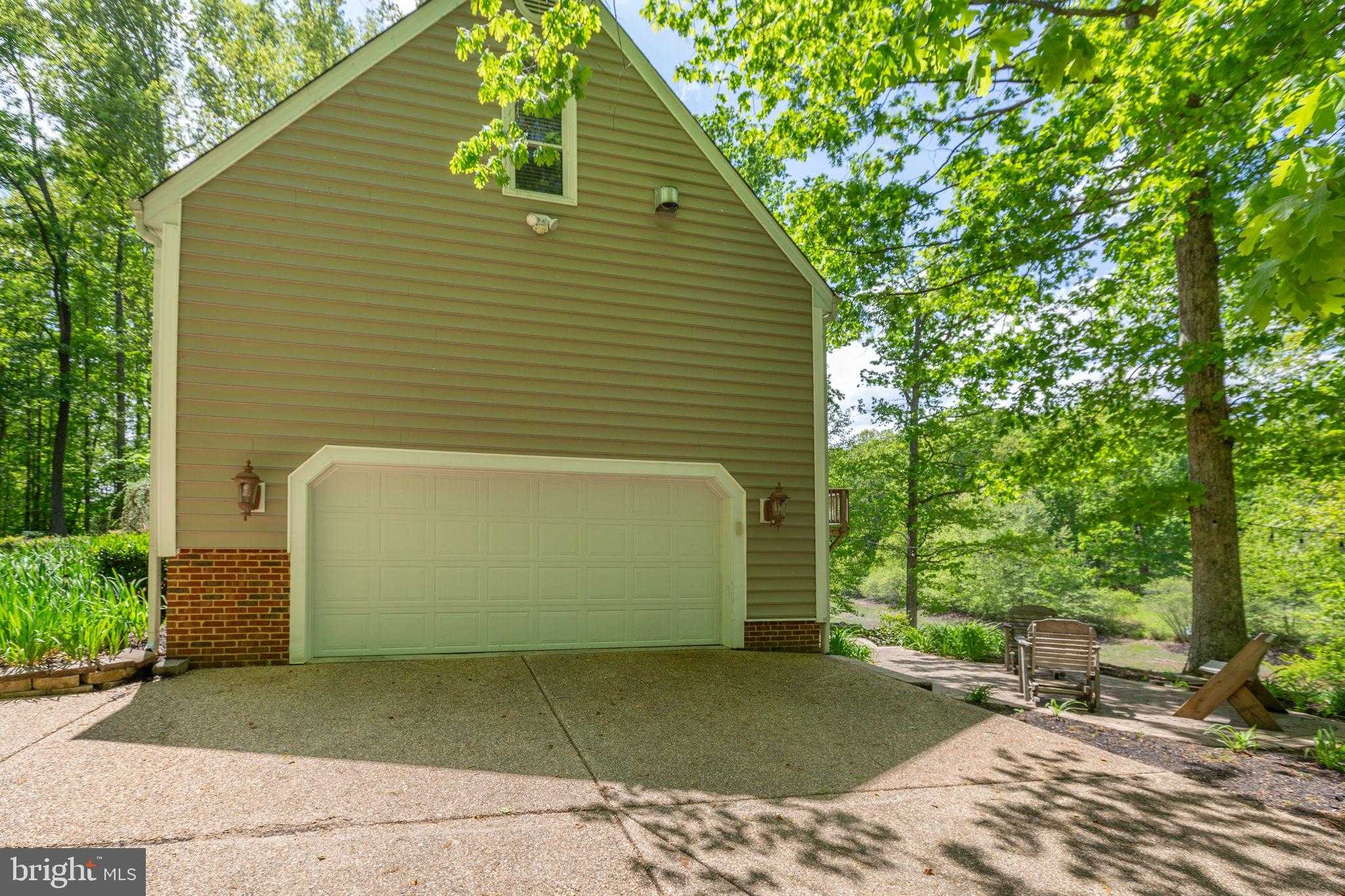 7931 Gold Leaf Cir photo 80