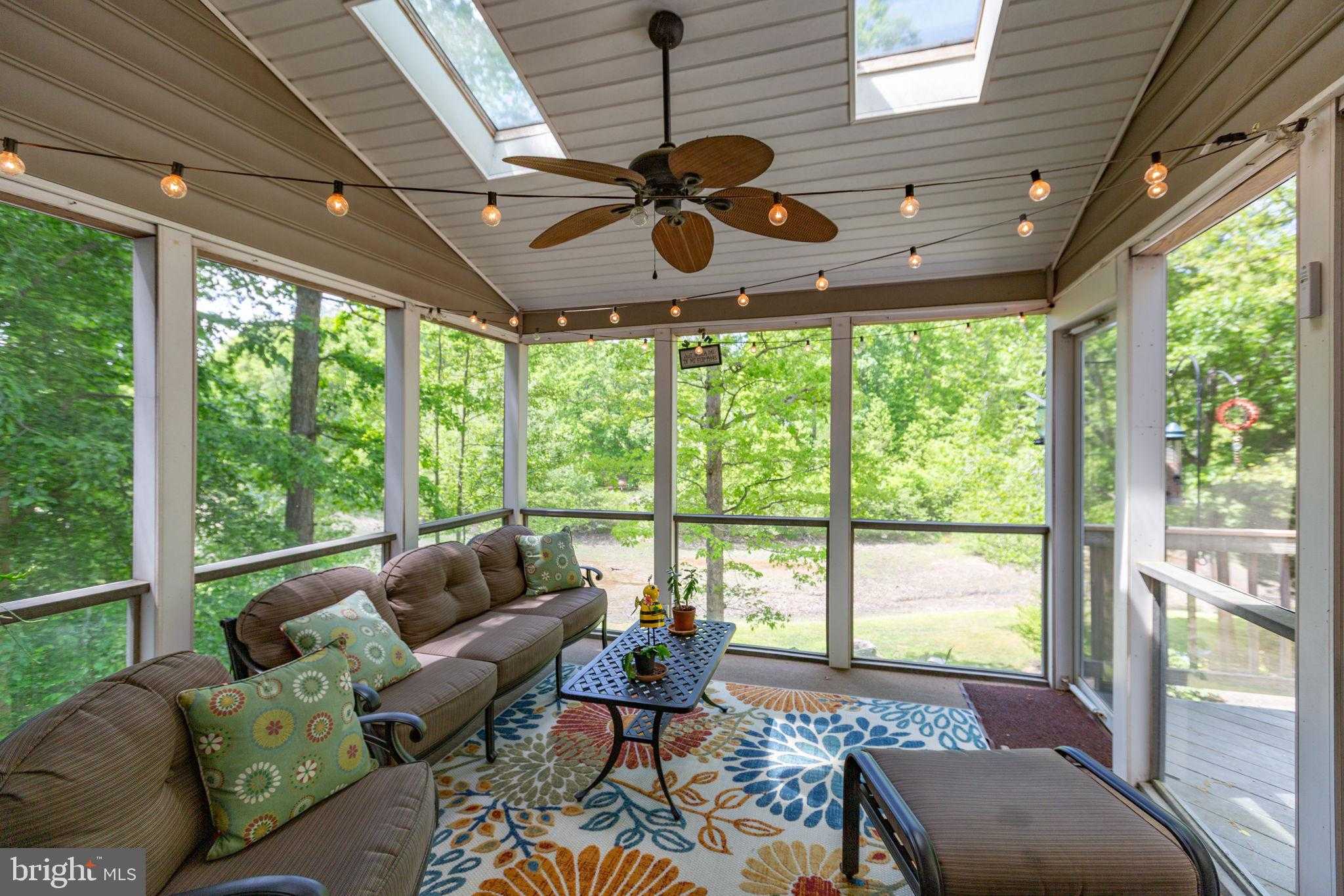 7931 Gold Leaf Cir photo 9