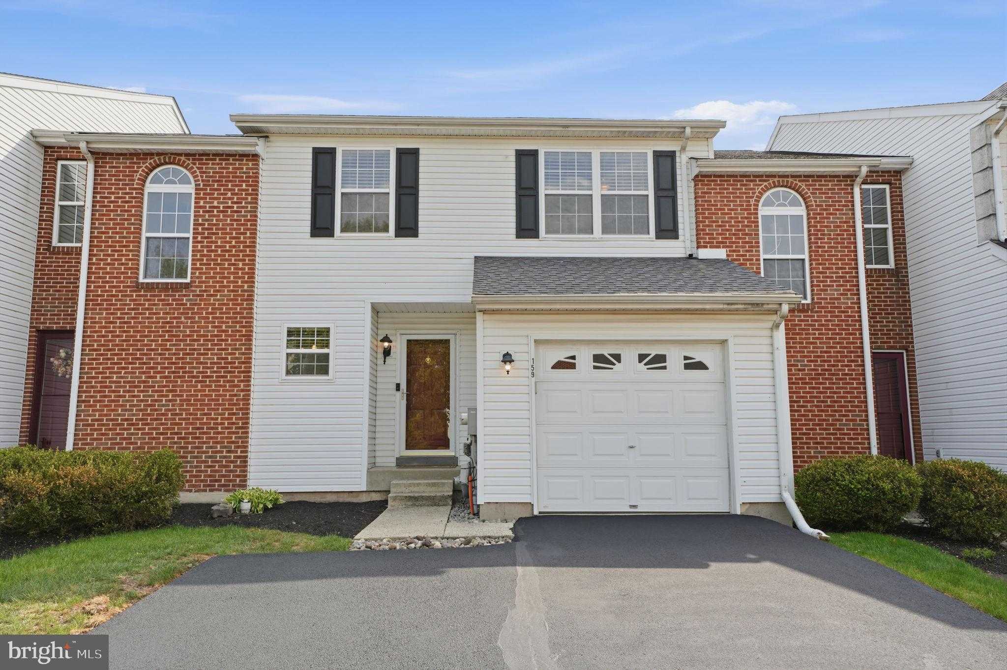 159 Hampshire Dr, Sellersville