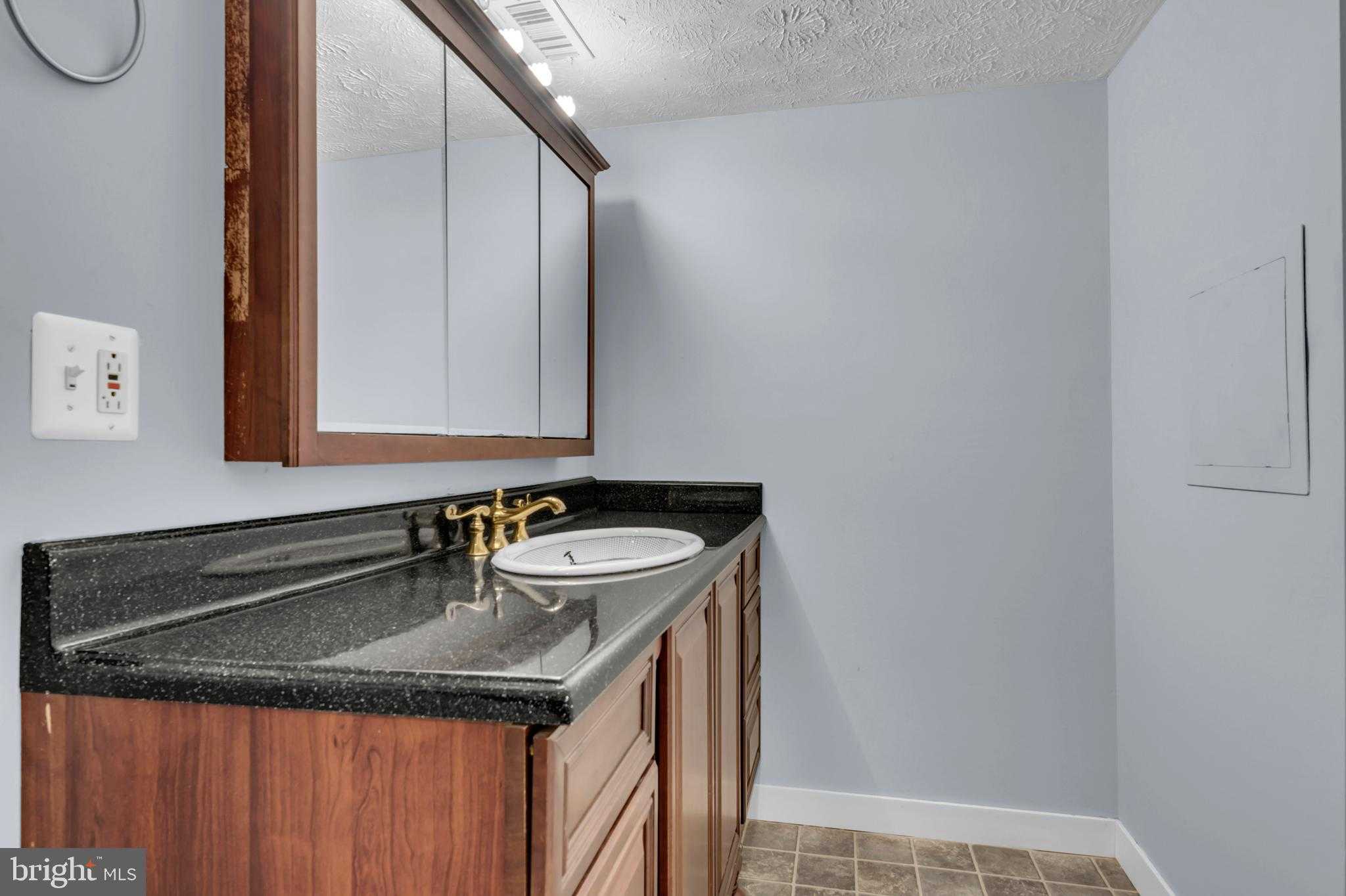 4907 Cordova CT photo 33