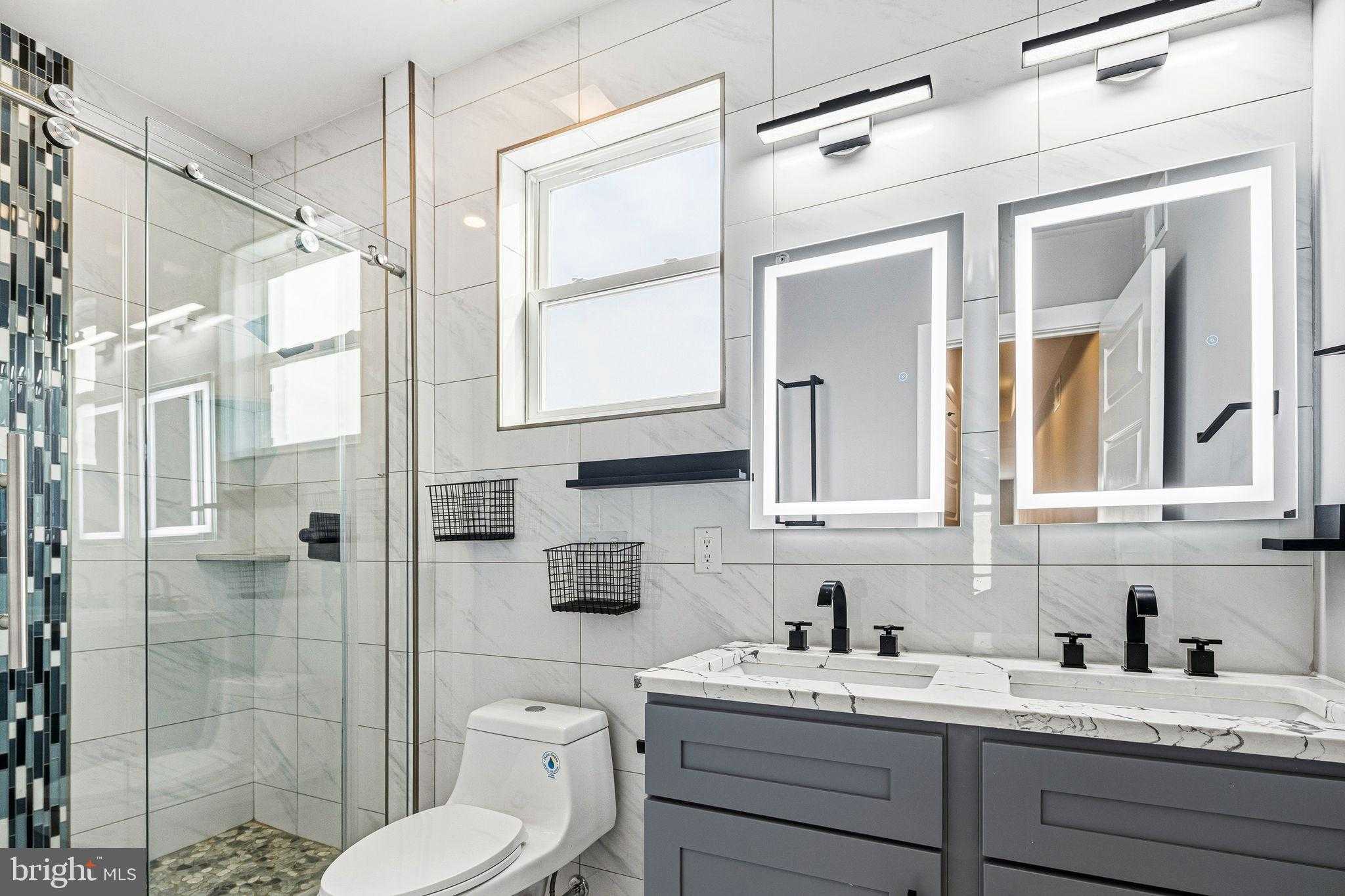 1135 E Berks St photo 23