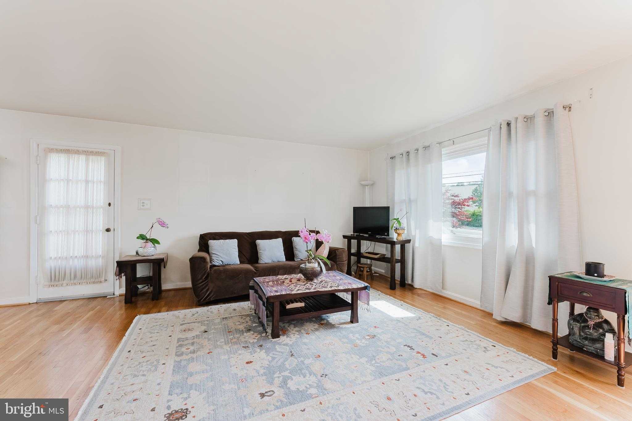 7306 Fordson Rd photo 7