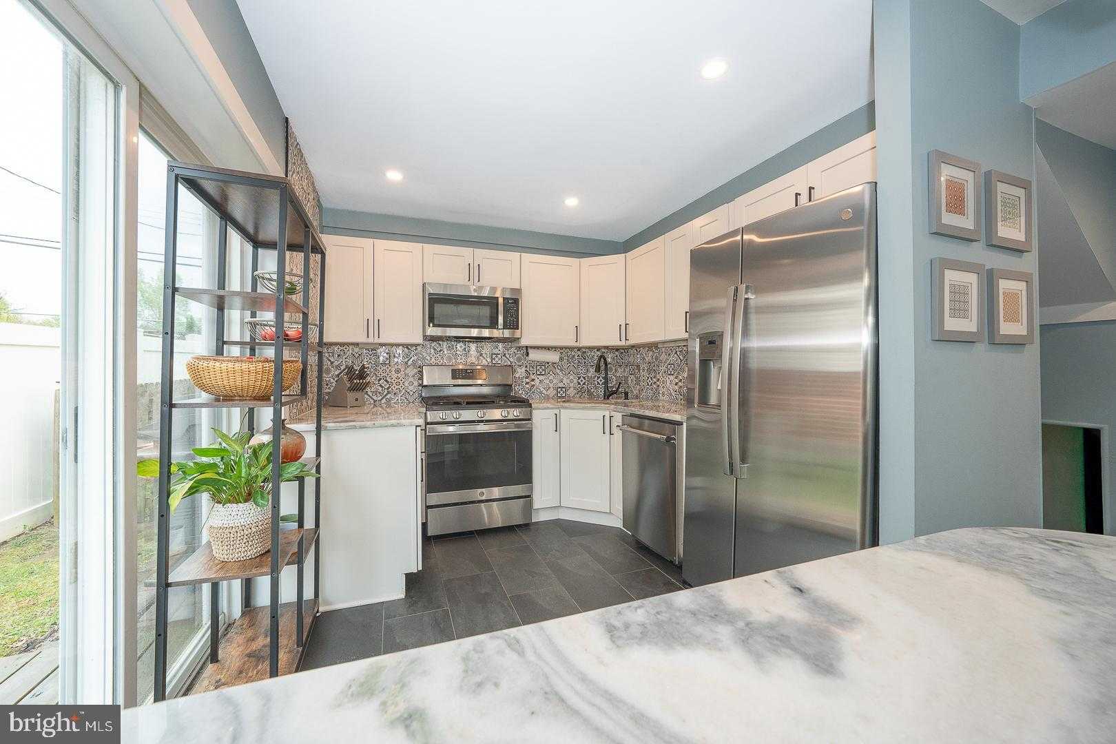 349 Glen Gary Dr, Havertown