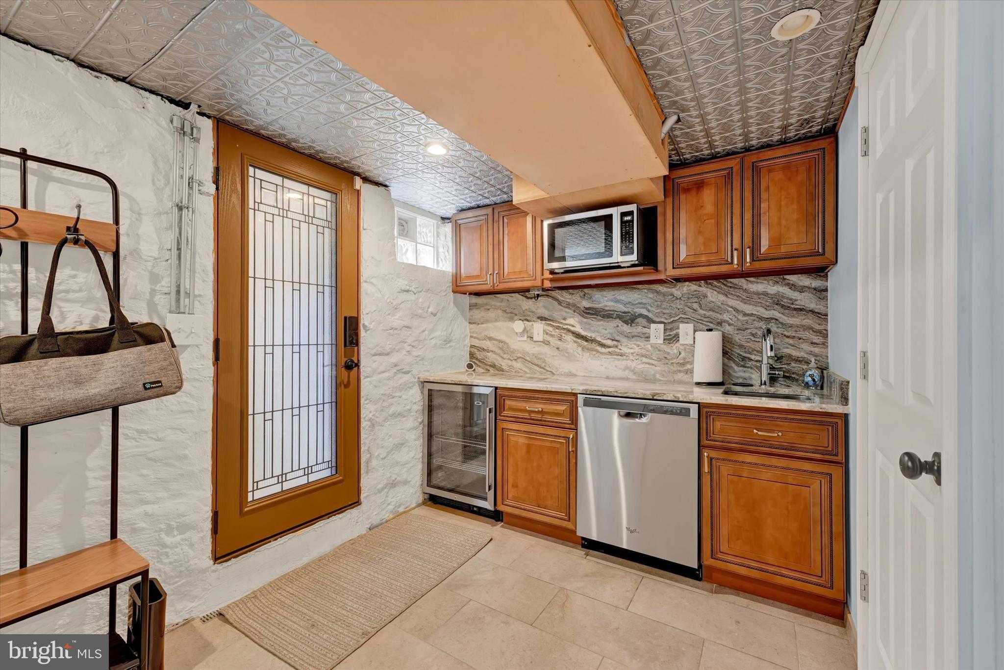 431 E Belvedere Ave photo 26