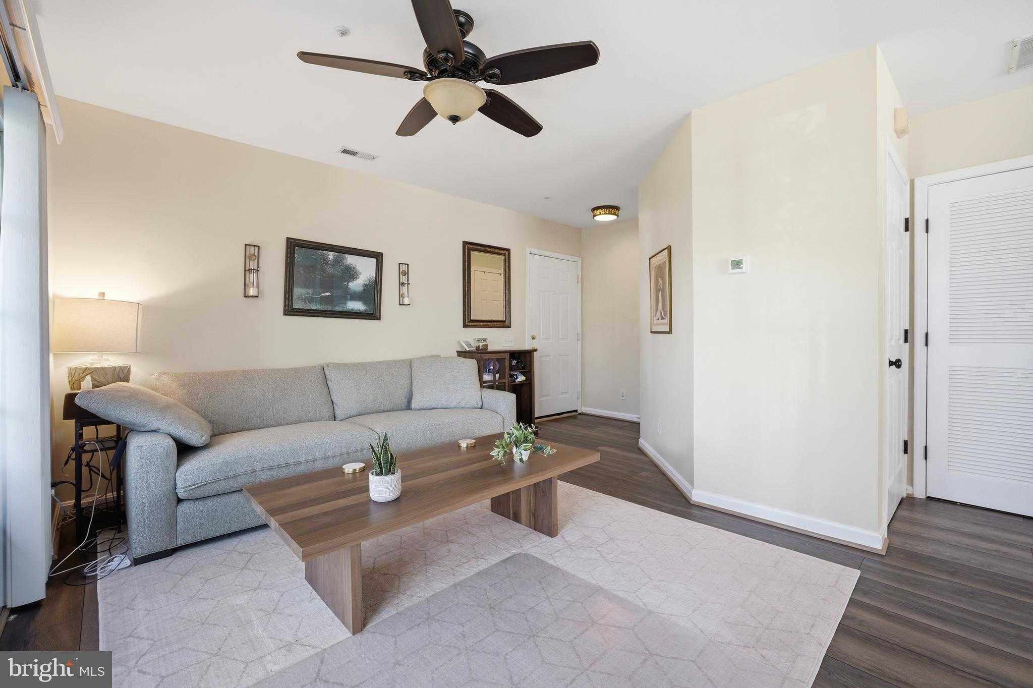 21840 Elkins Ter Unit 301 photo 4