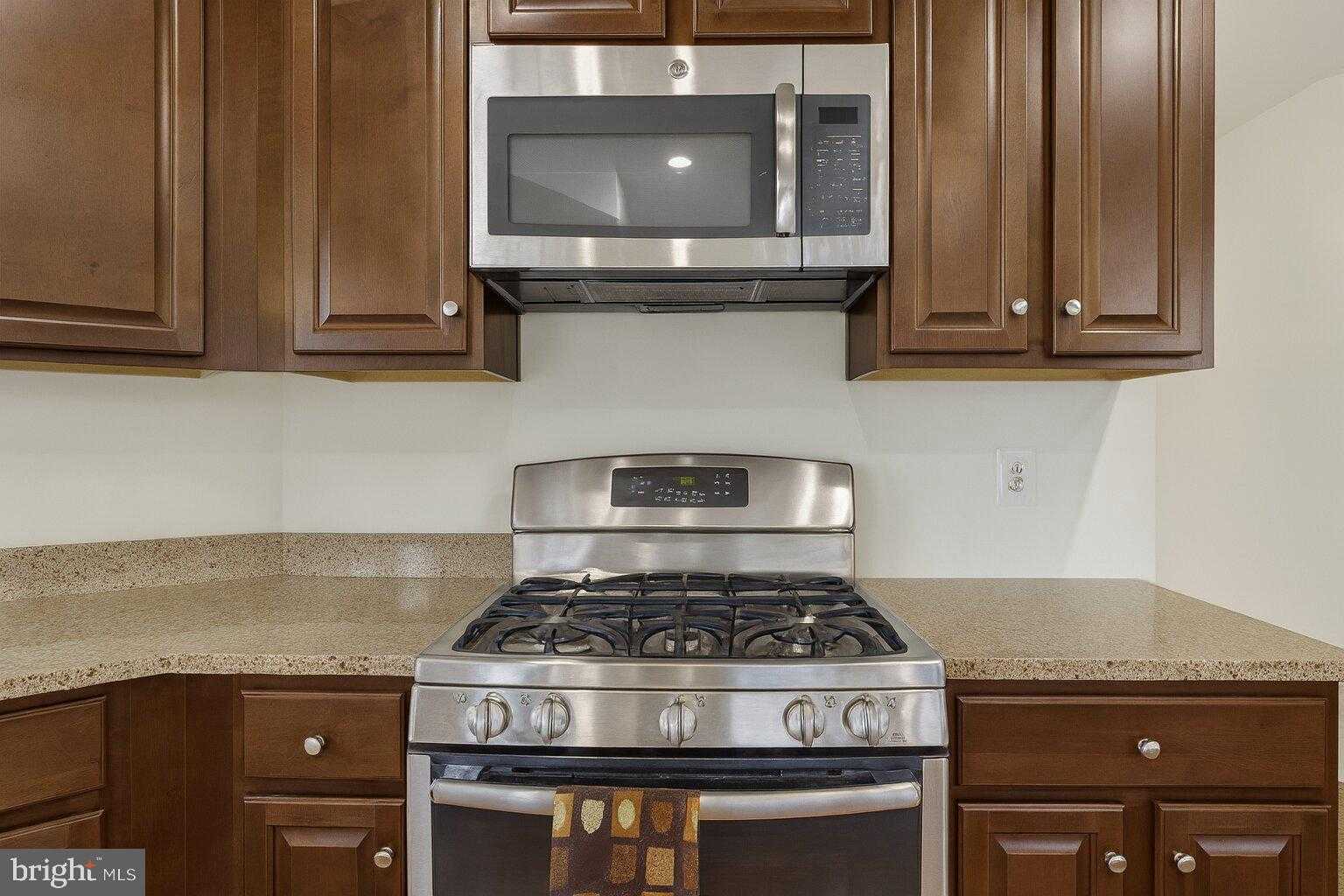 603 Bricker Dr photo 3