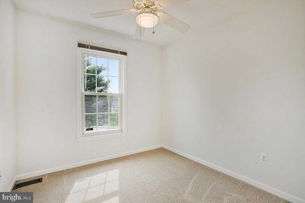 8800 Birchwood Way photo 29