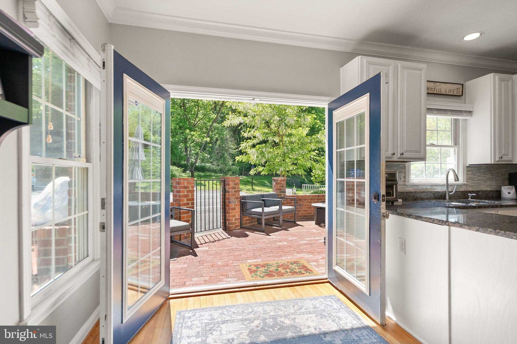 202 Center Ln photo 12