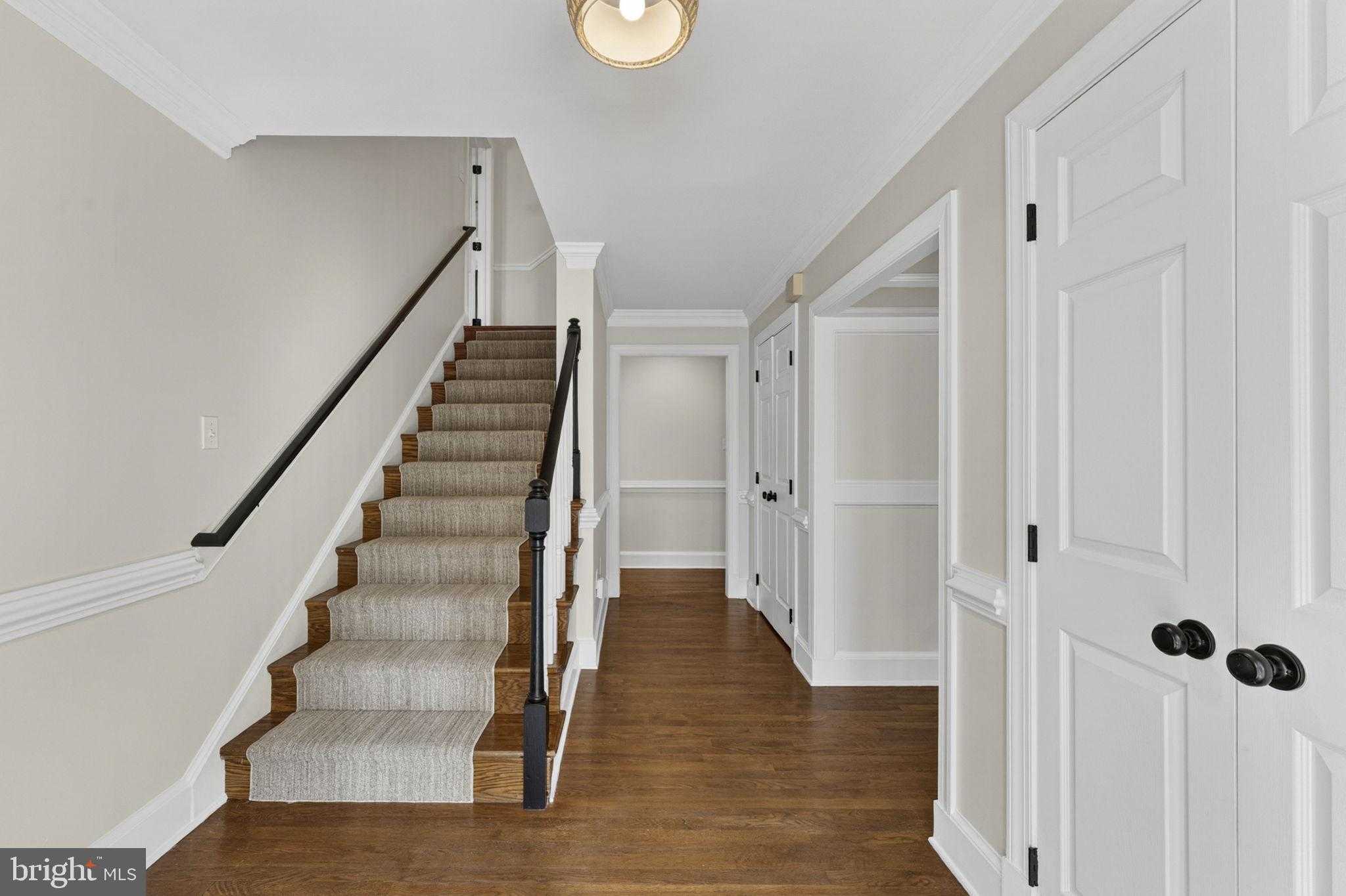 6026 Finchingfield Rd photo 5