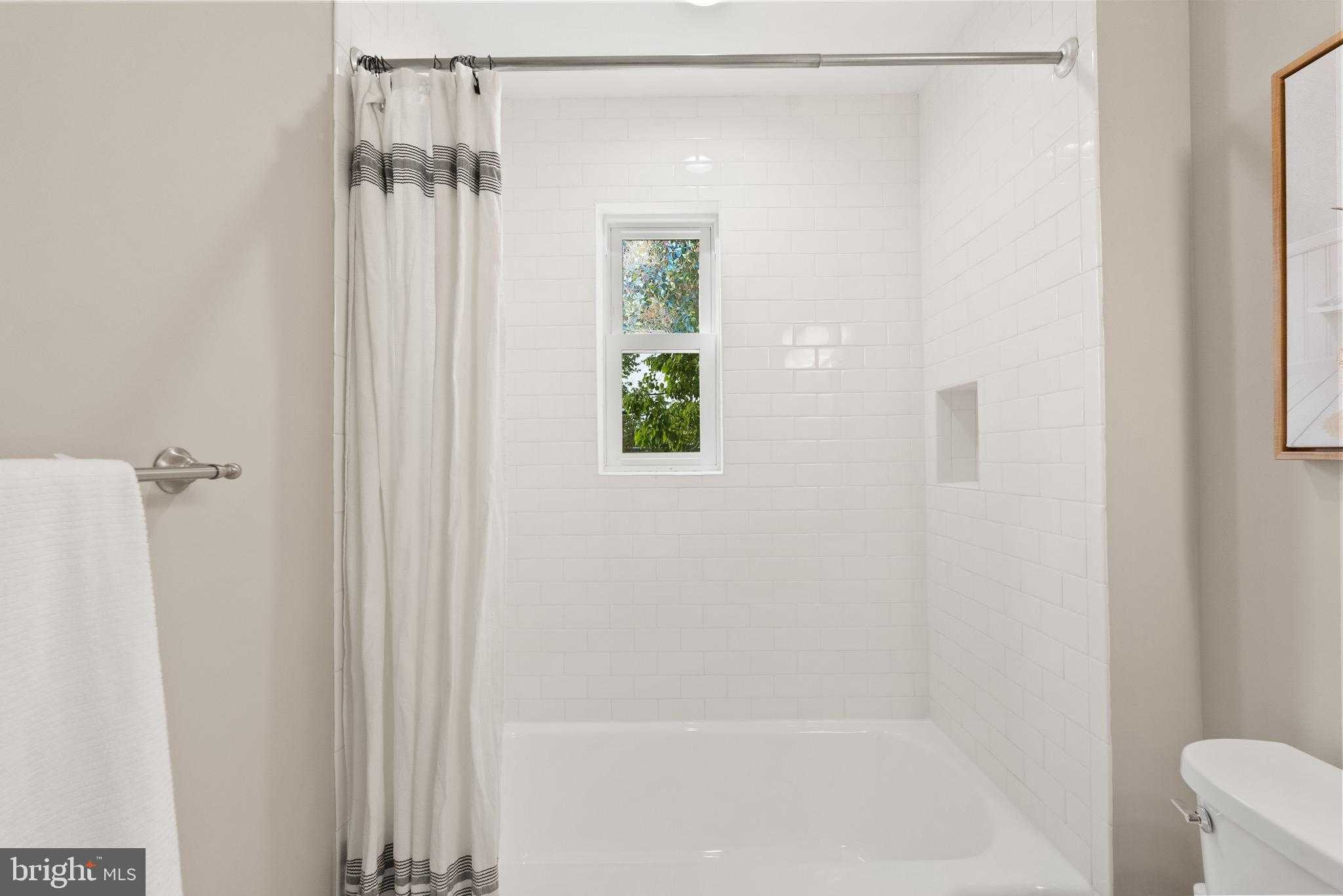 513 E Bellefonte Ave photo 29