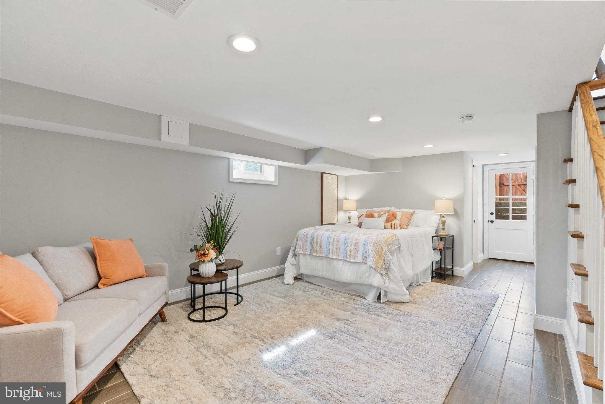 513 E Bellefonte Ave photo 30