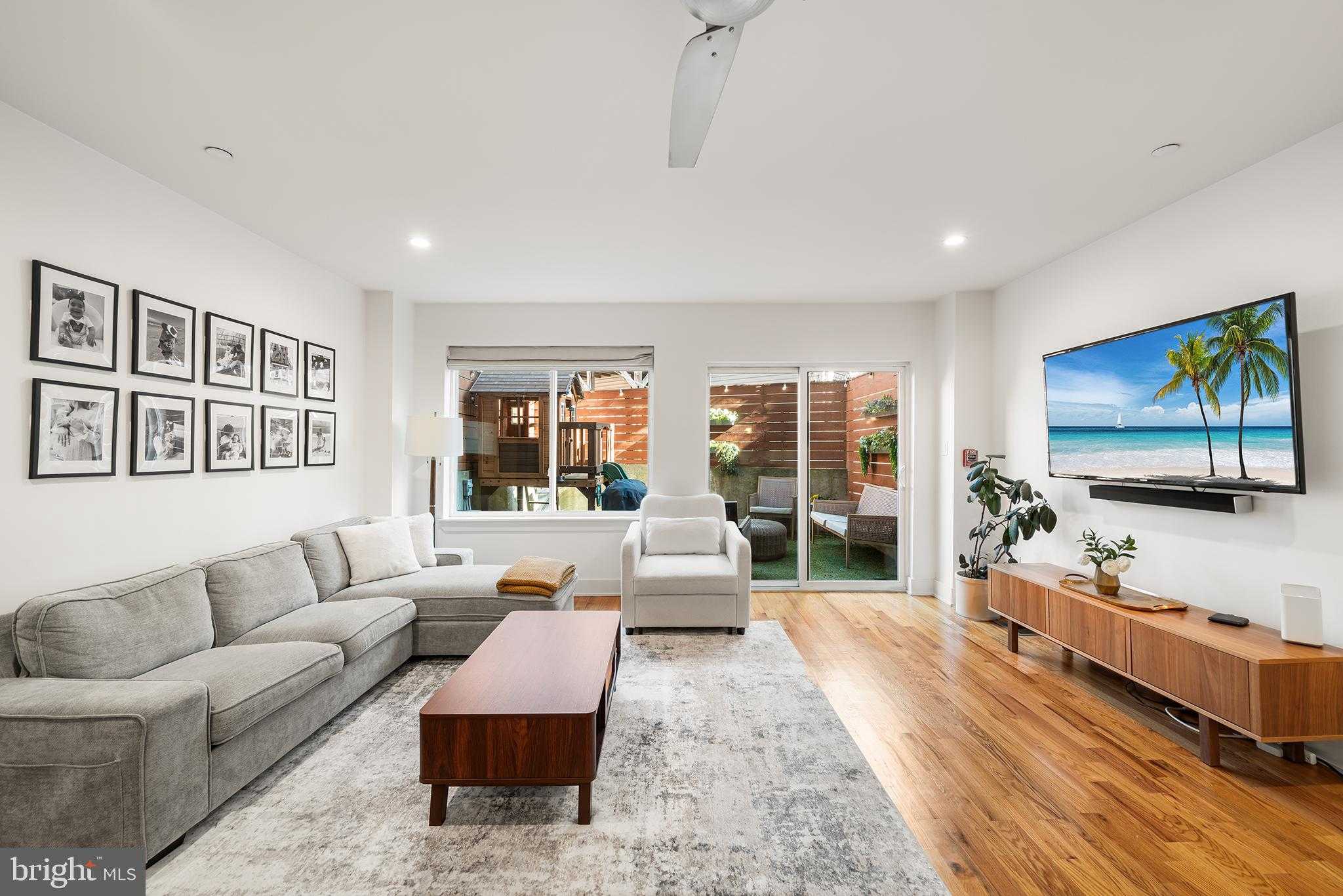 1517 Brown St Apt 1 photo 12