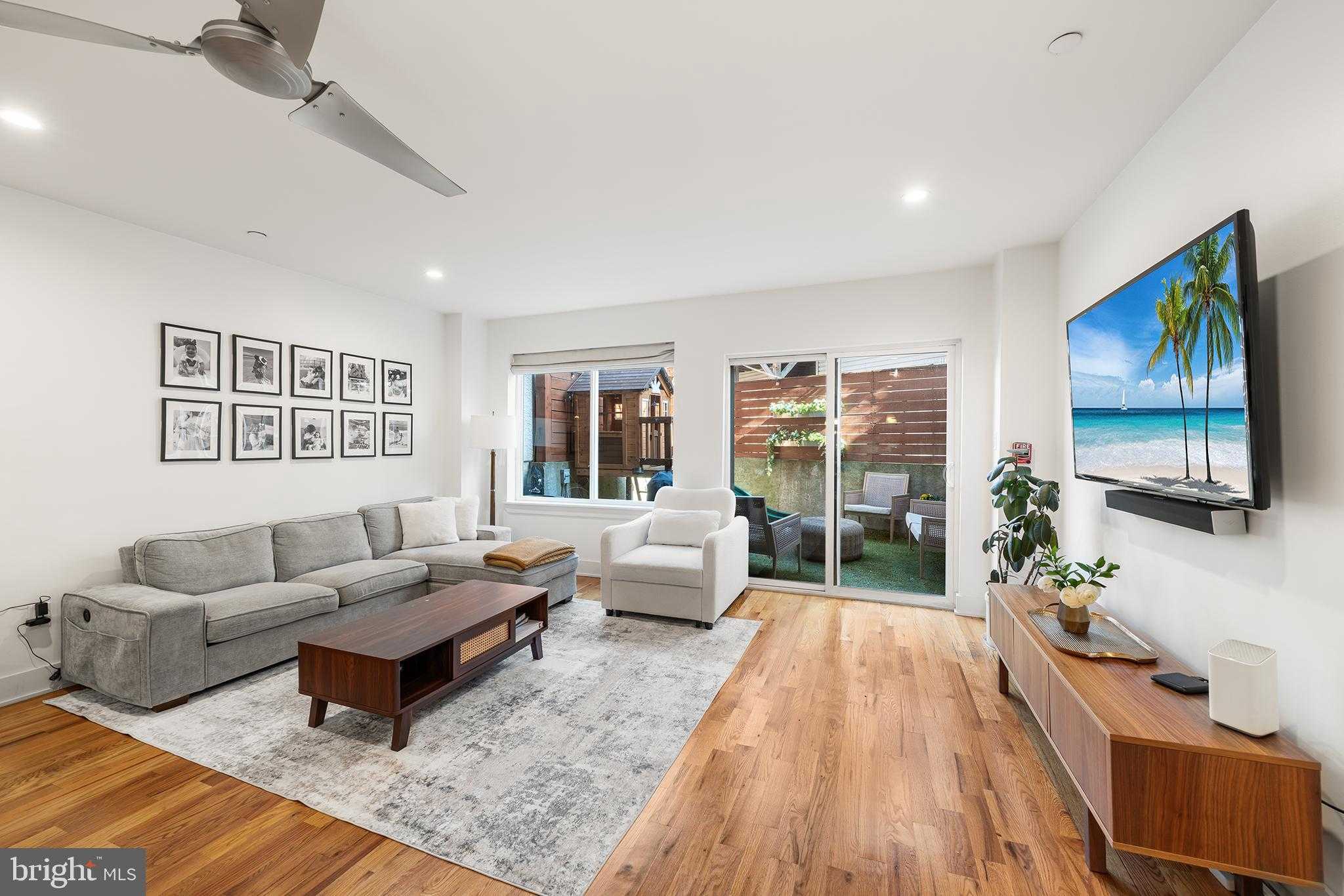 1517 Brown St Apt 1 photo 13