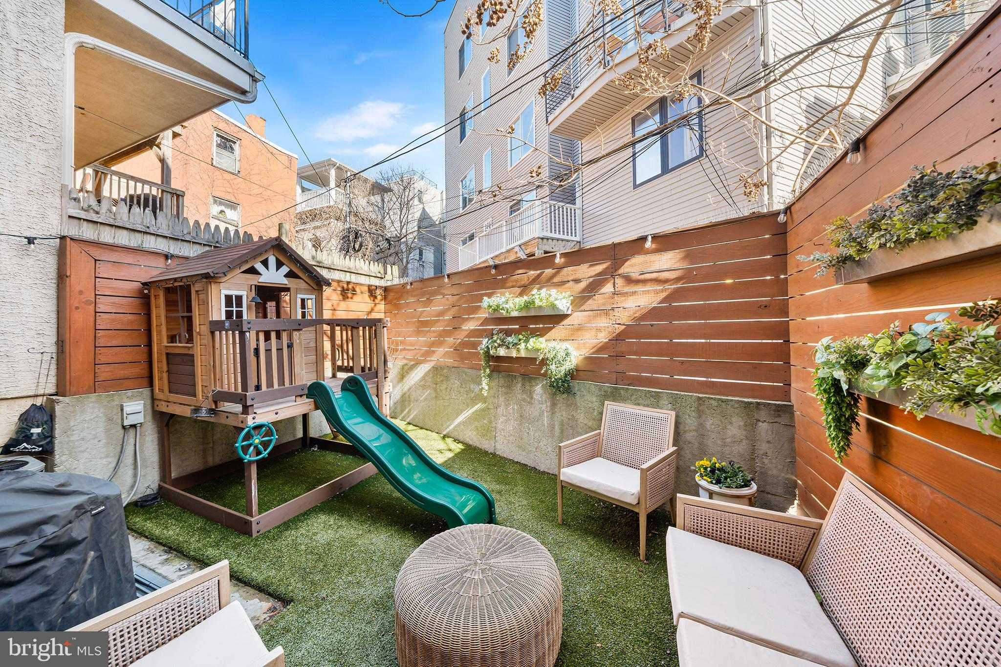 1517 Brown St Apt 1 photo 18