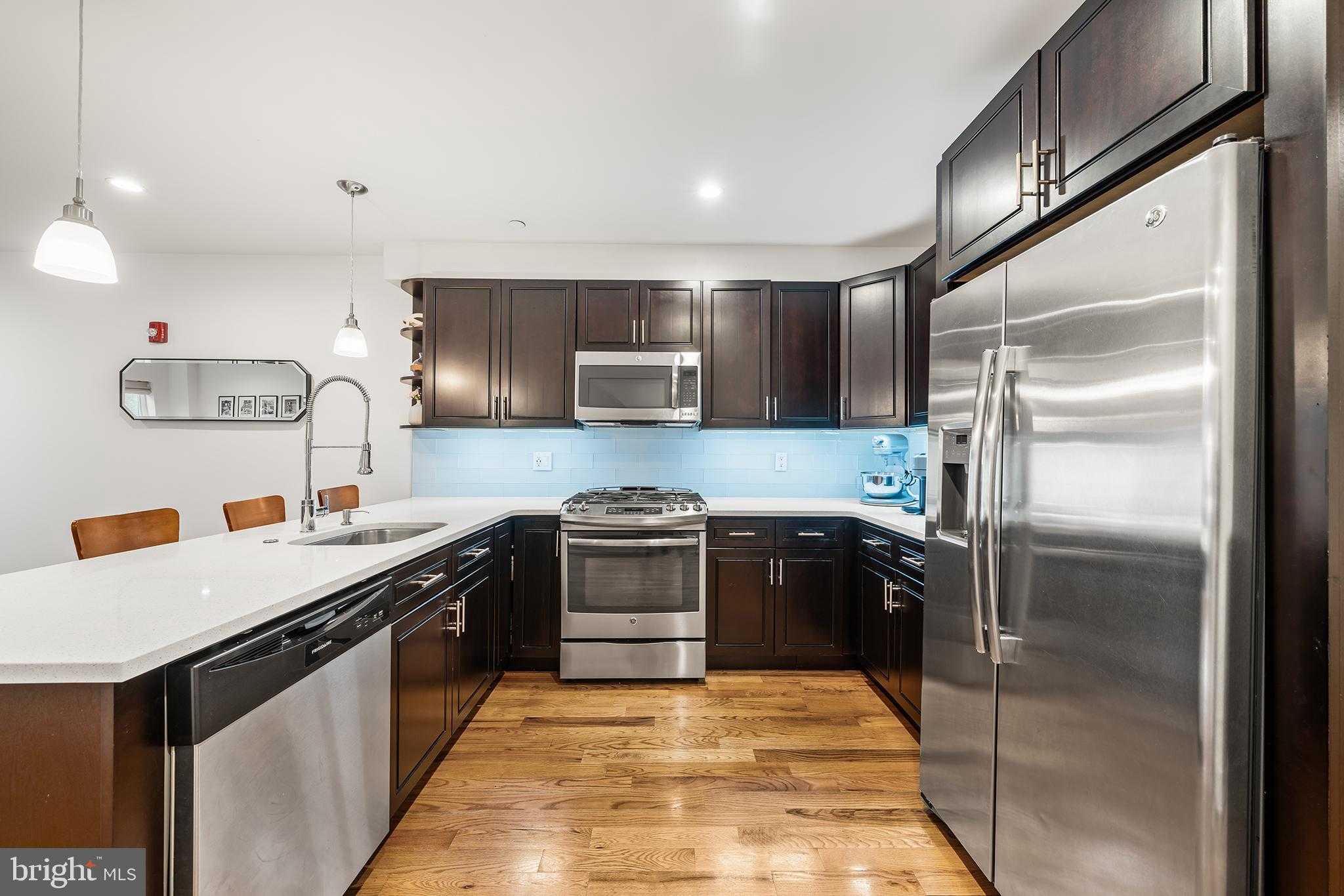 1517 Brown St Apt 1 photo 9