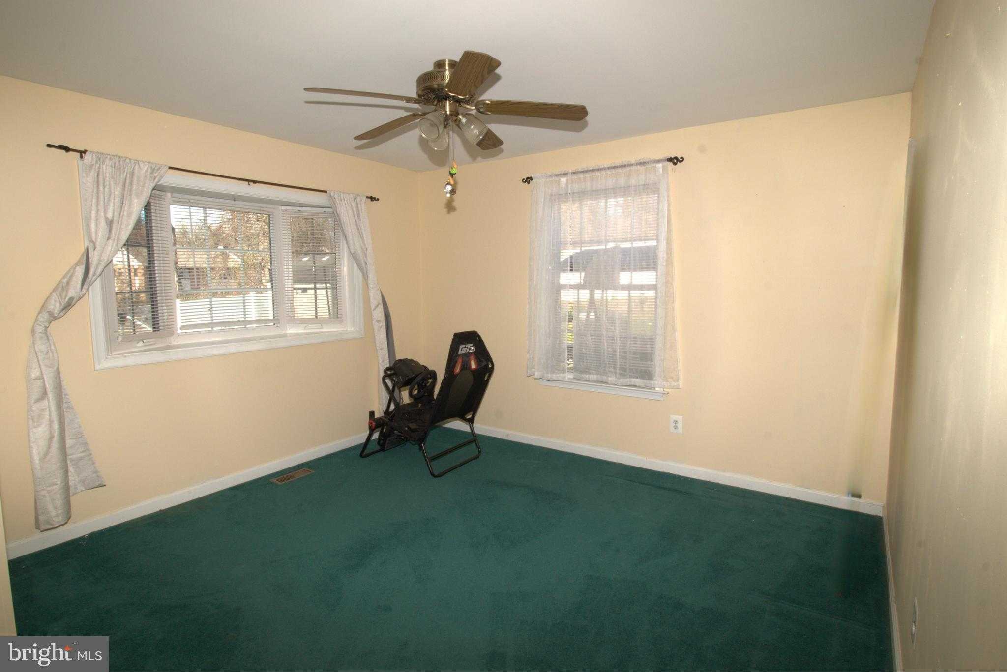 705 Overlook Dr photo 13