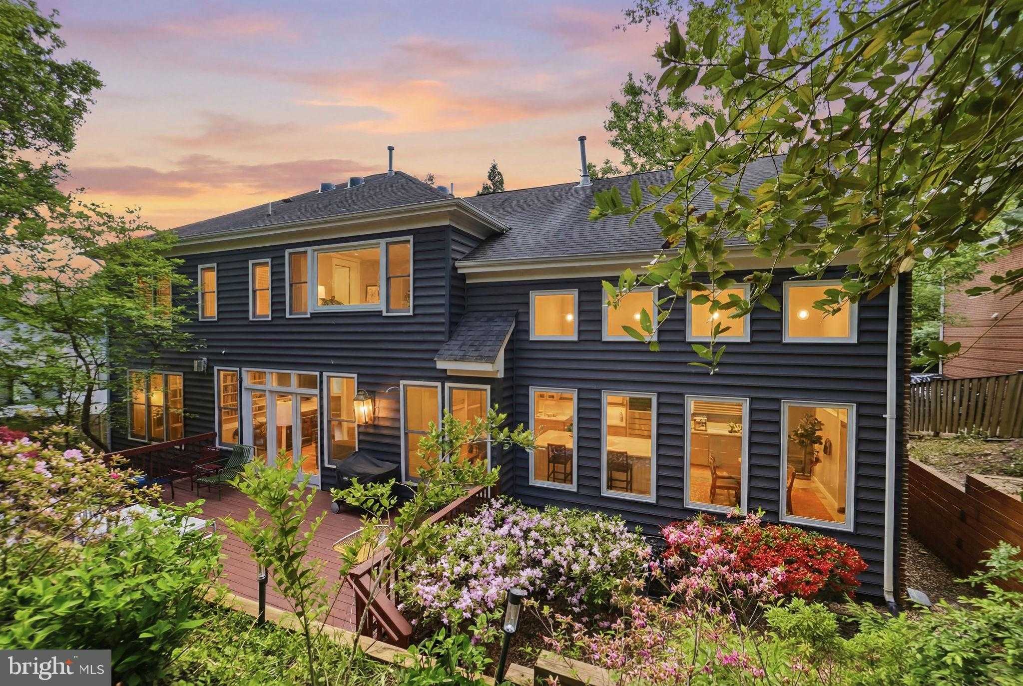 2235 Military Rd photo 5