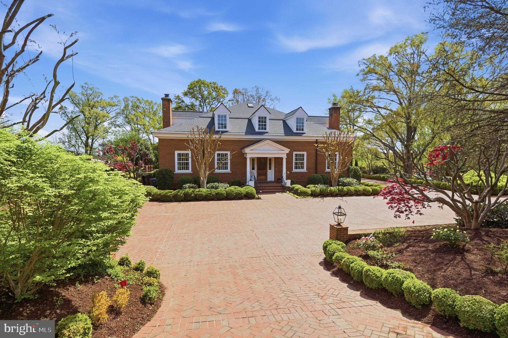 1711 Highland Rd, Fredericksburg