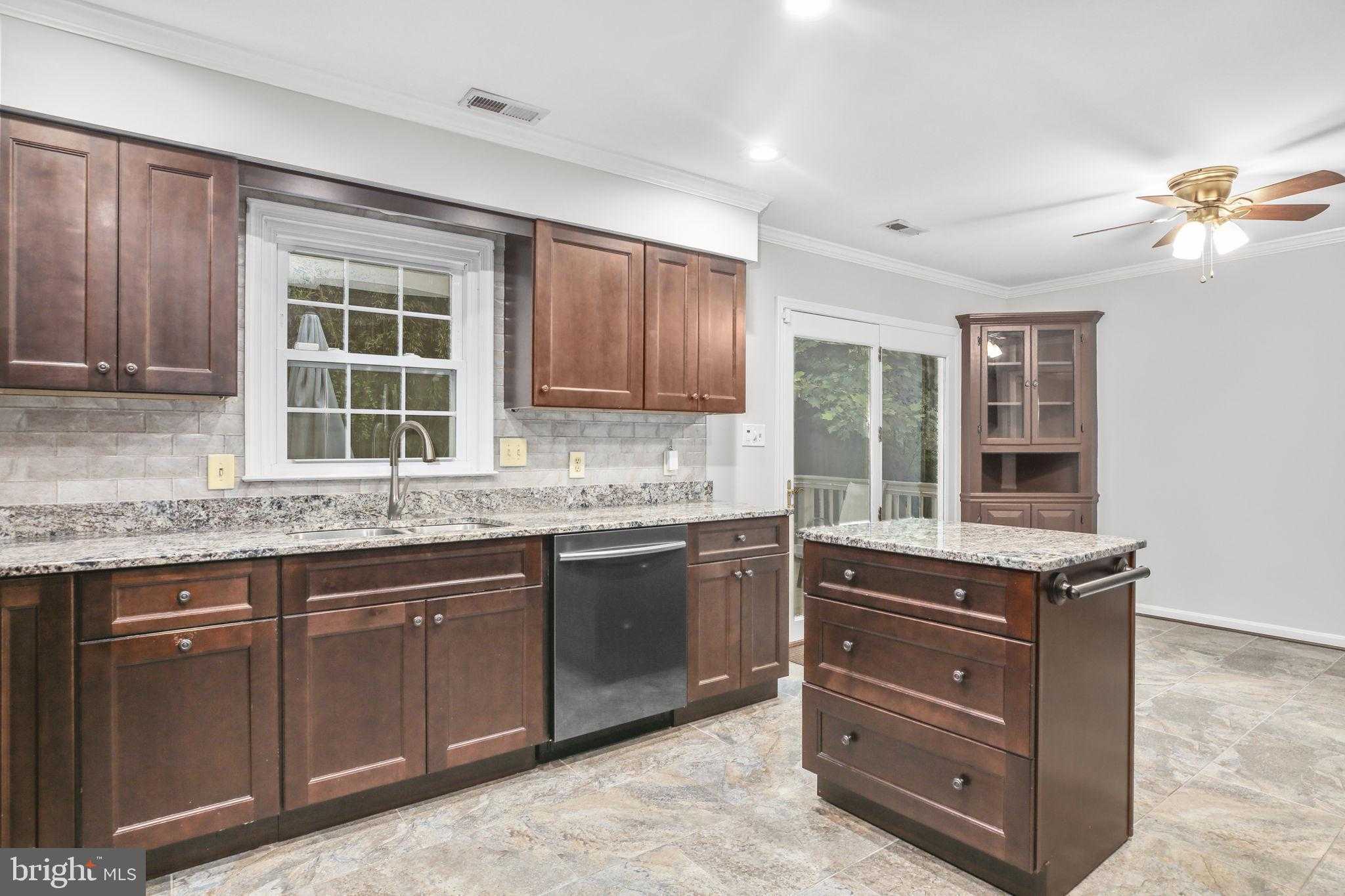 2409 Harpoon Dr photo 19