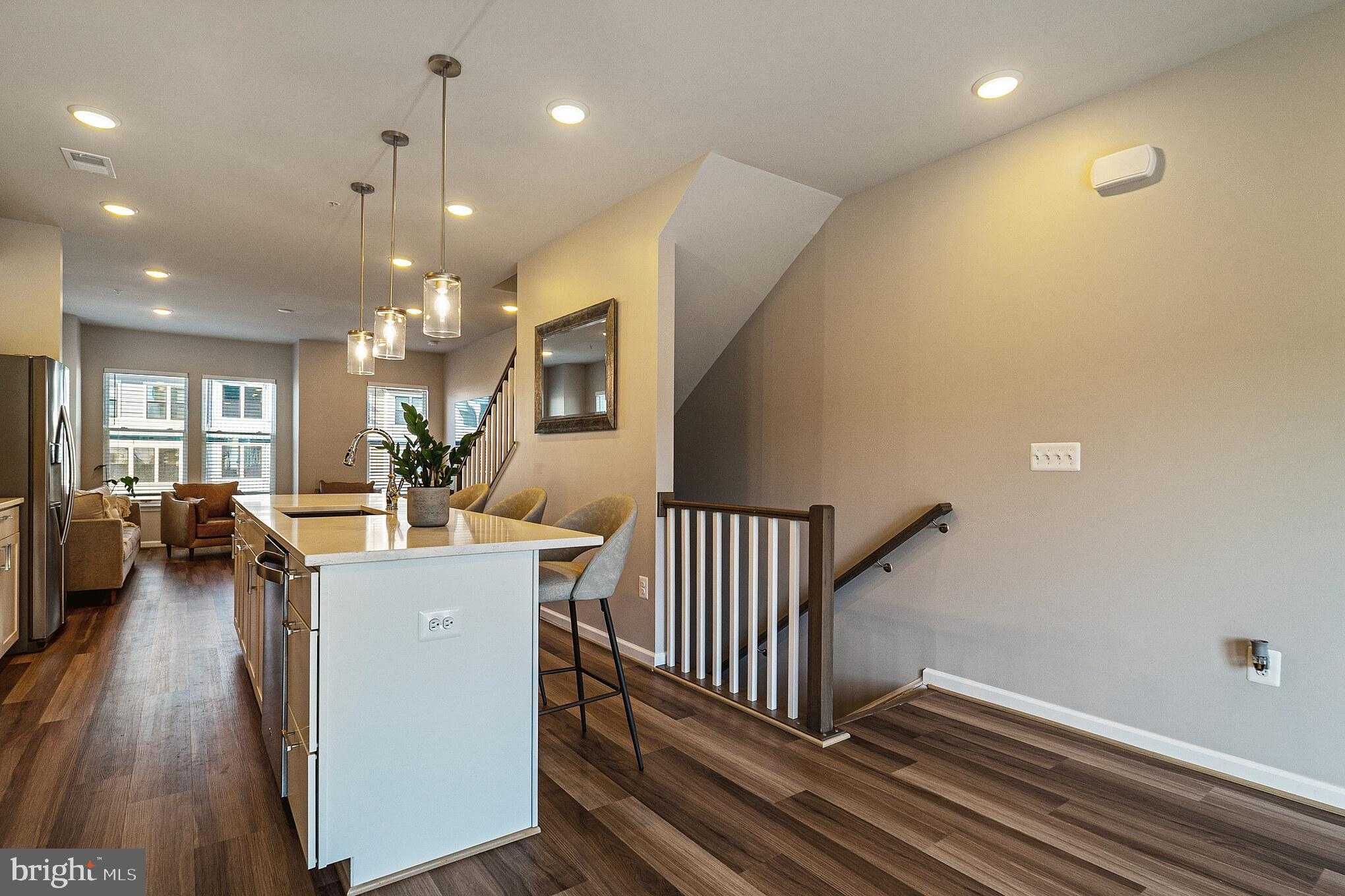 221 Narrowleaf Way photo 5