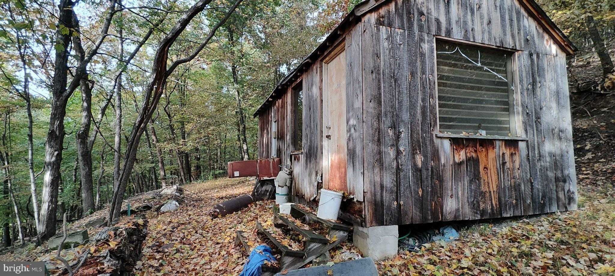 22000 Horse Valley Rd photo 2