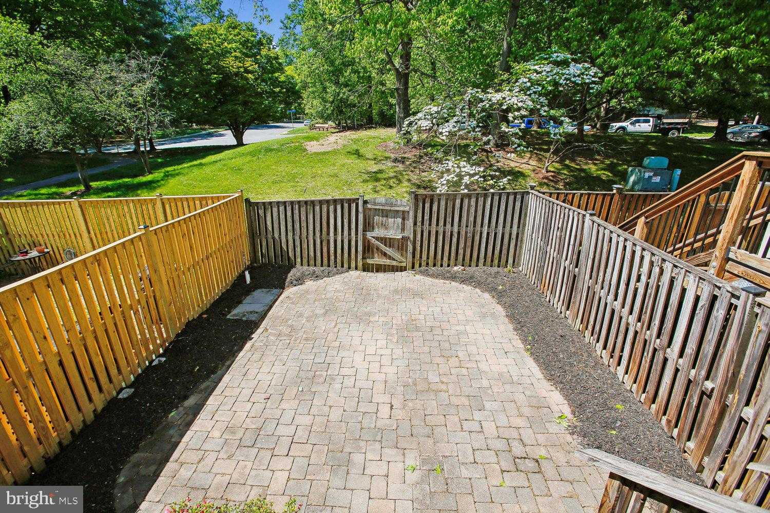 13829 Wakley CT photo 45