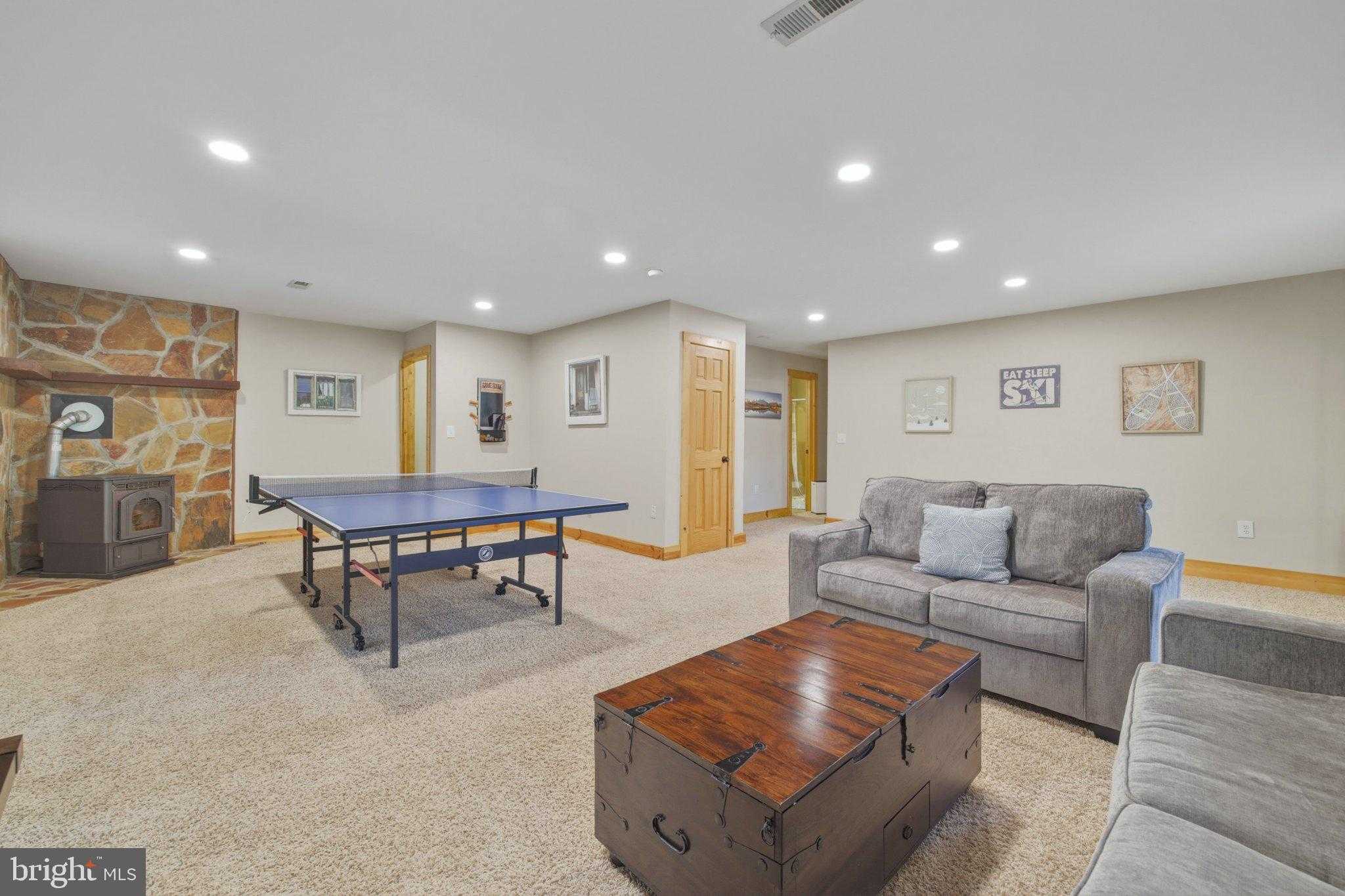 85 Pickett St photo 28