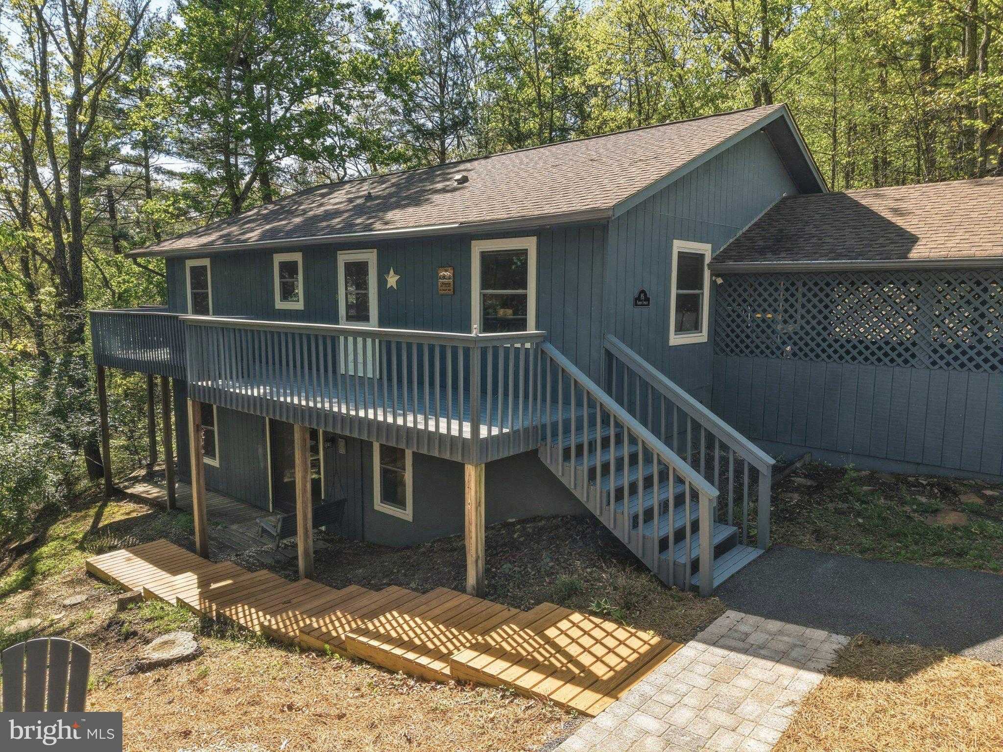 85 Pickett St photo 40