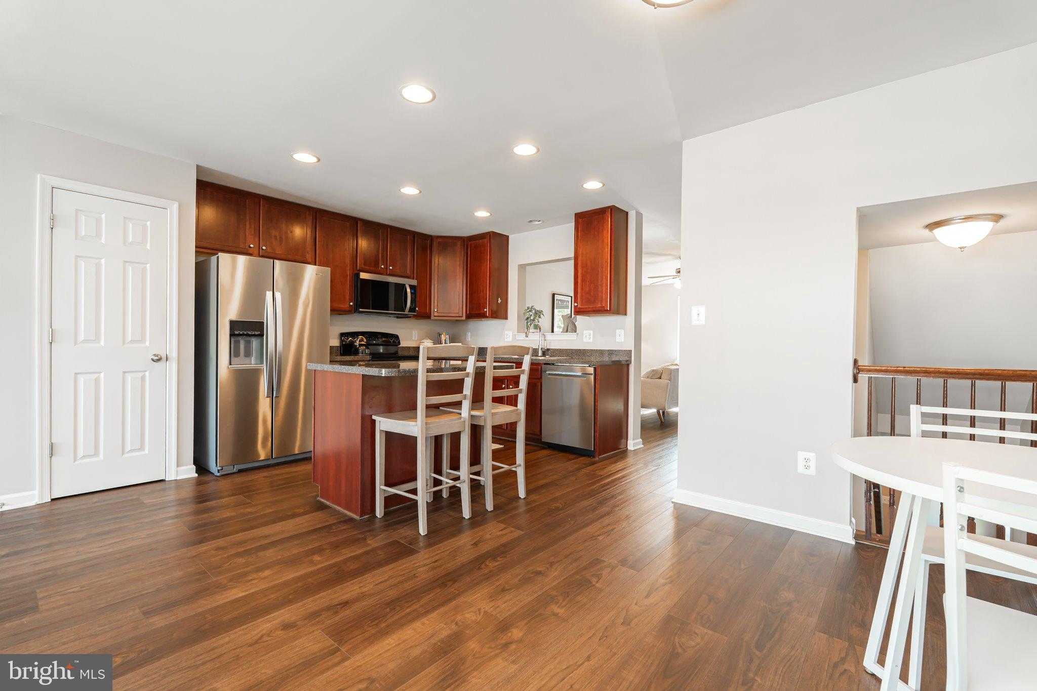 1205 Mare St photo 18