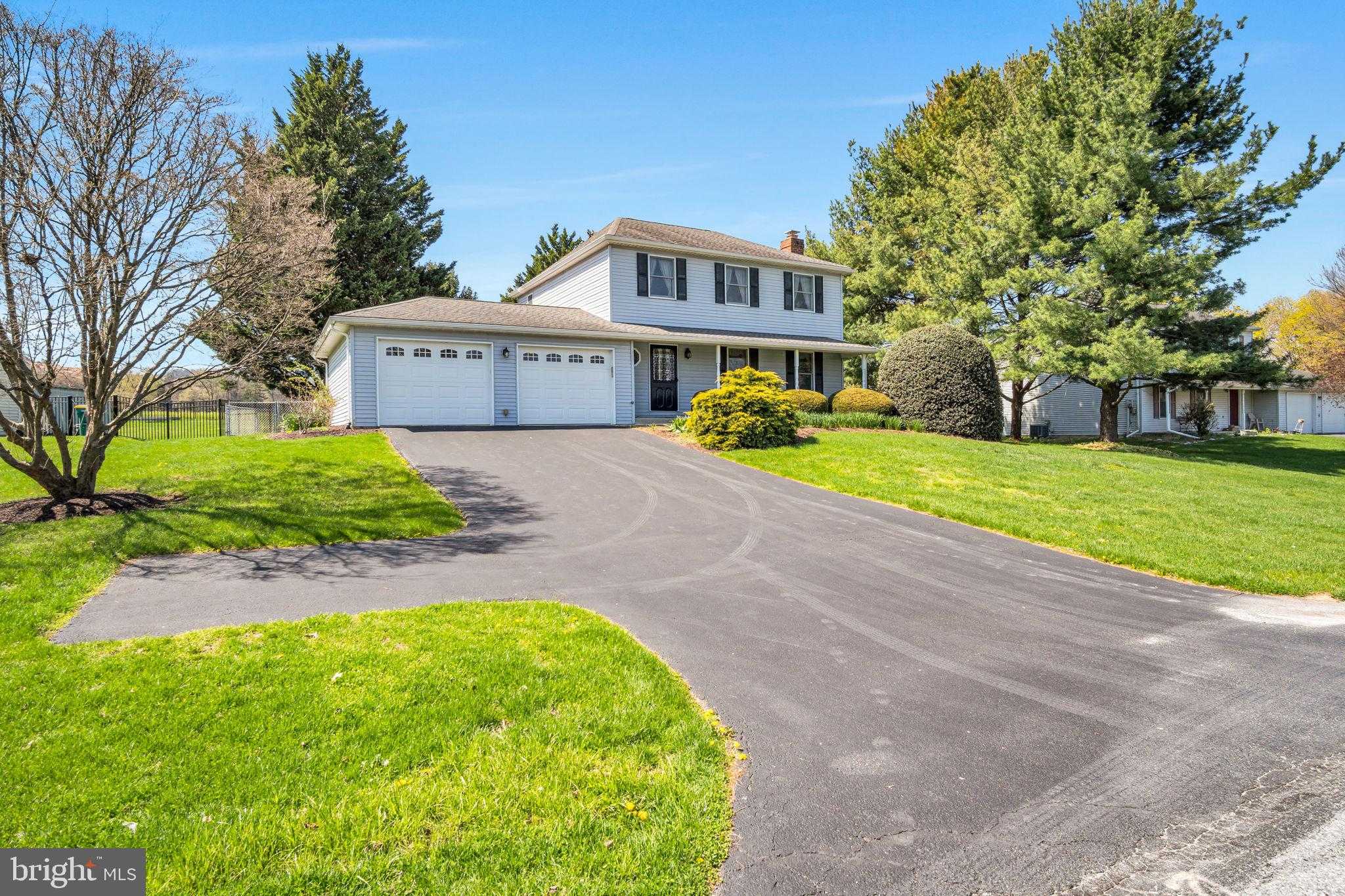 104 Ian Dr photo 33