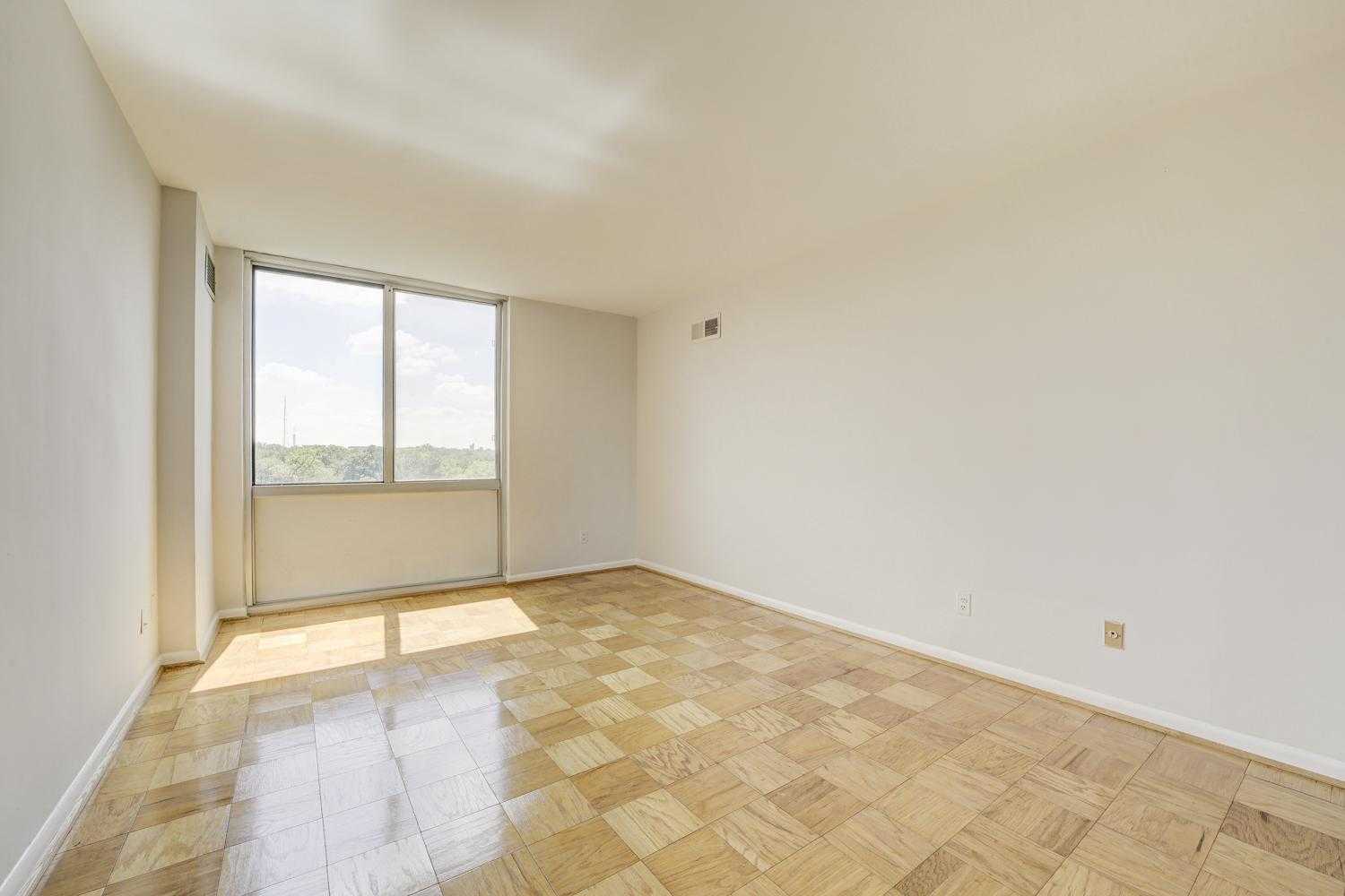 5101 River Rd Apt 1116 photo 17