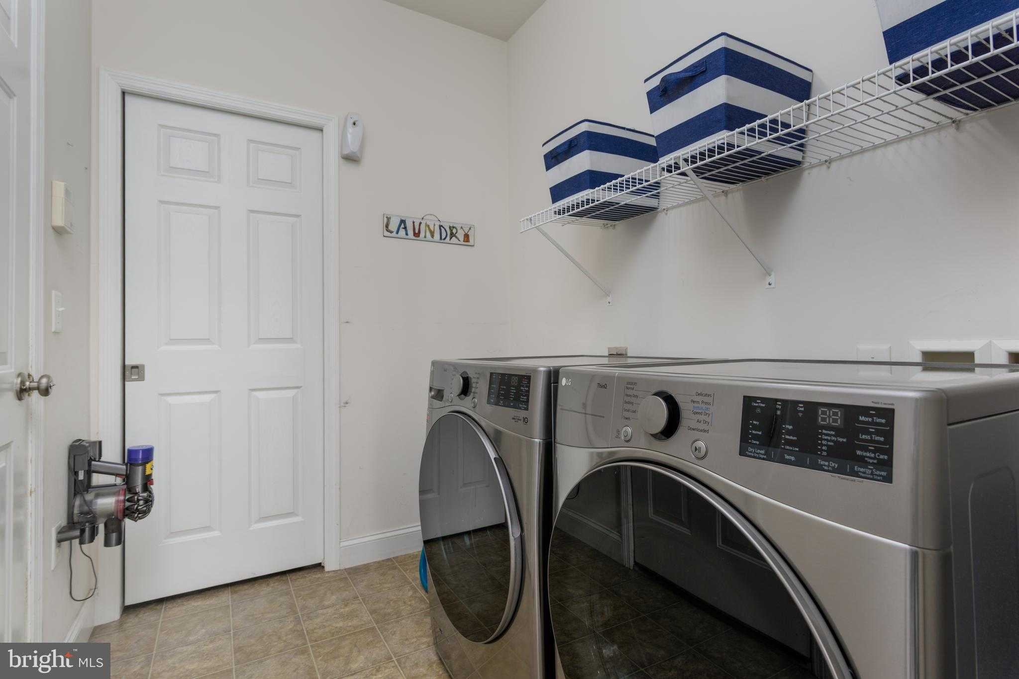 7388 View Crest Dr photo 17