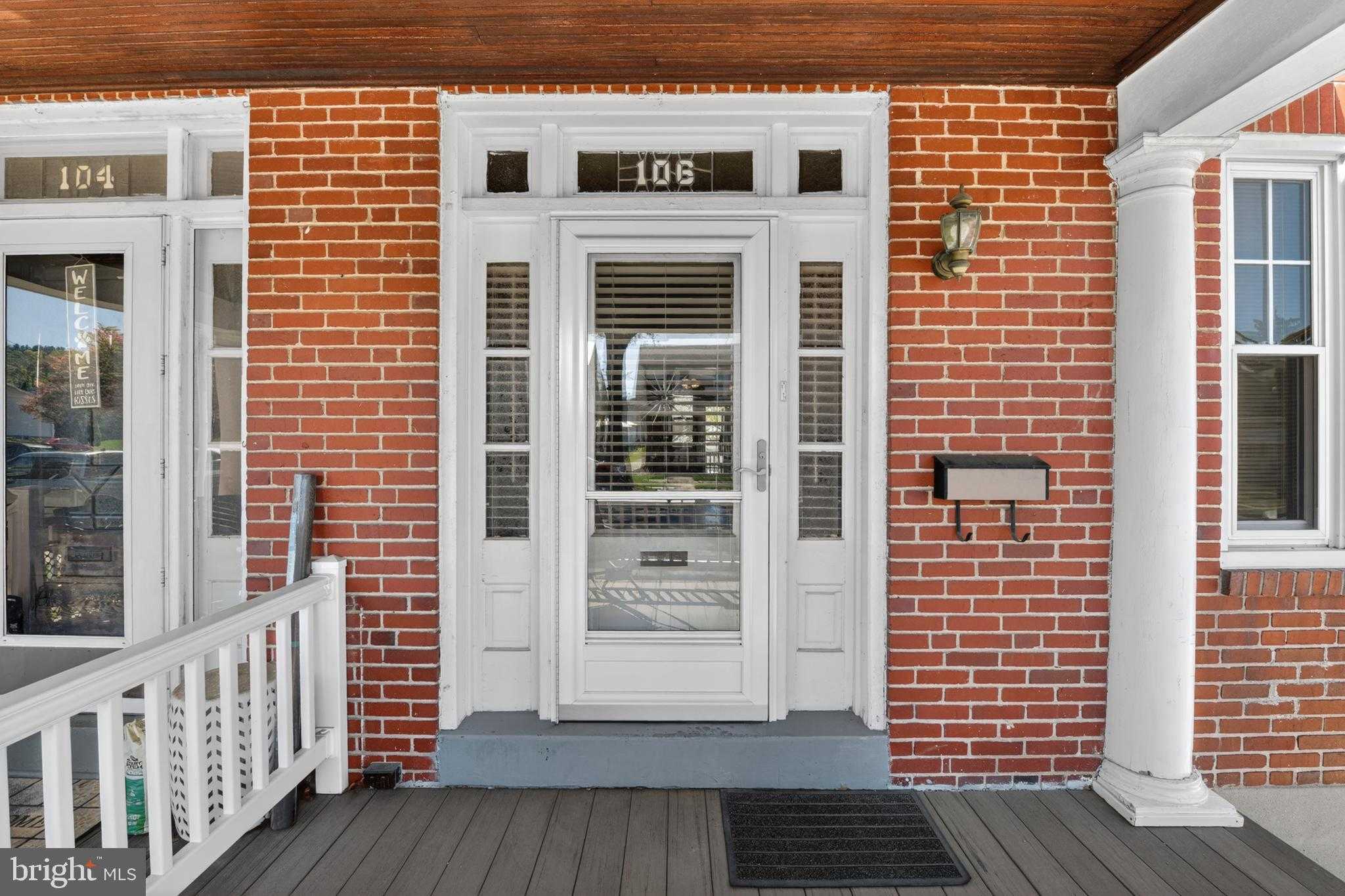 106 N Miller St photo 2