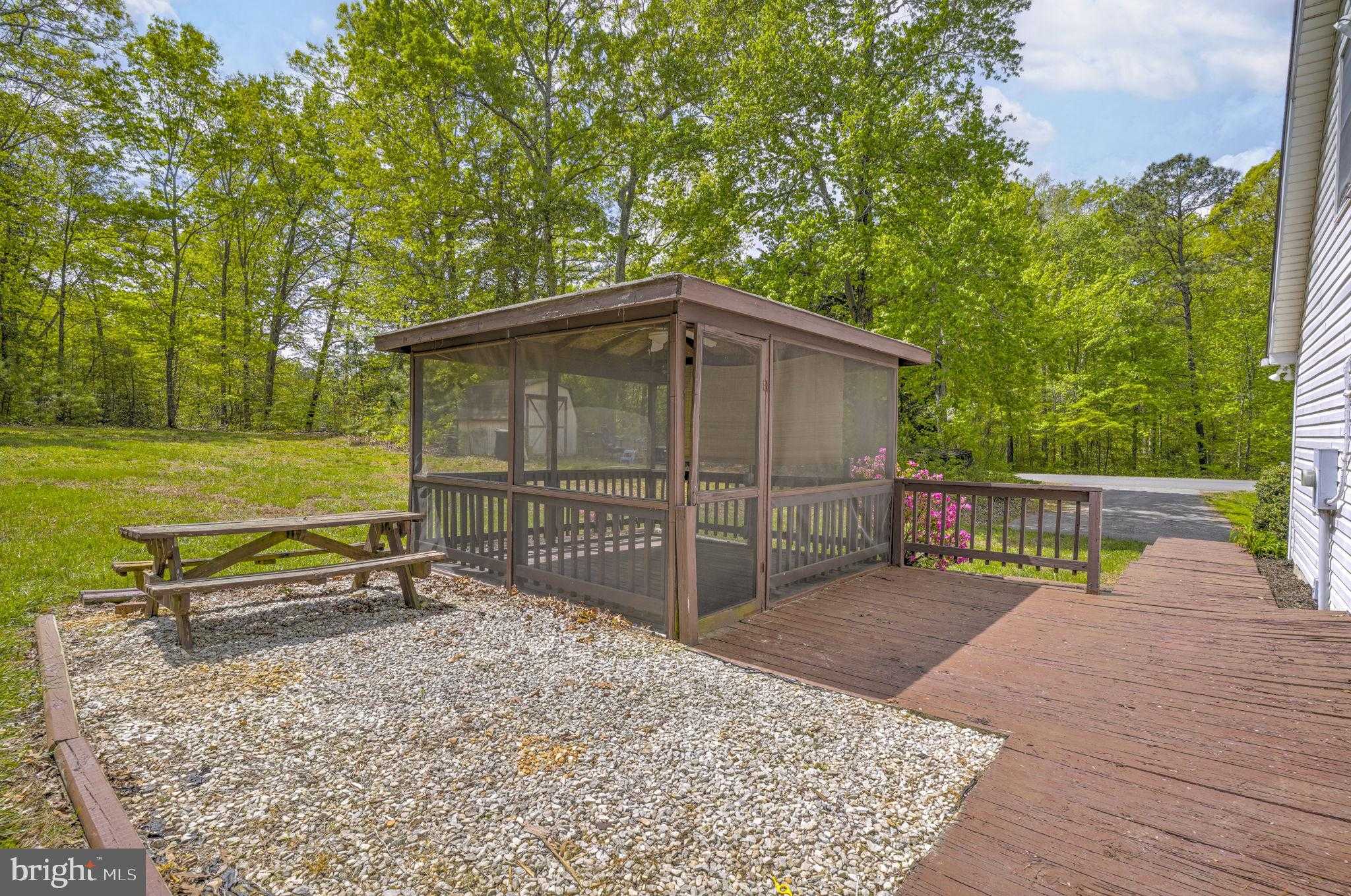 20166 Manor Dr photo 6