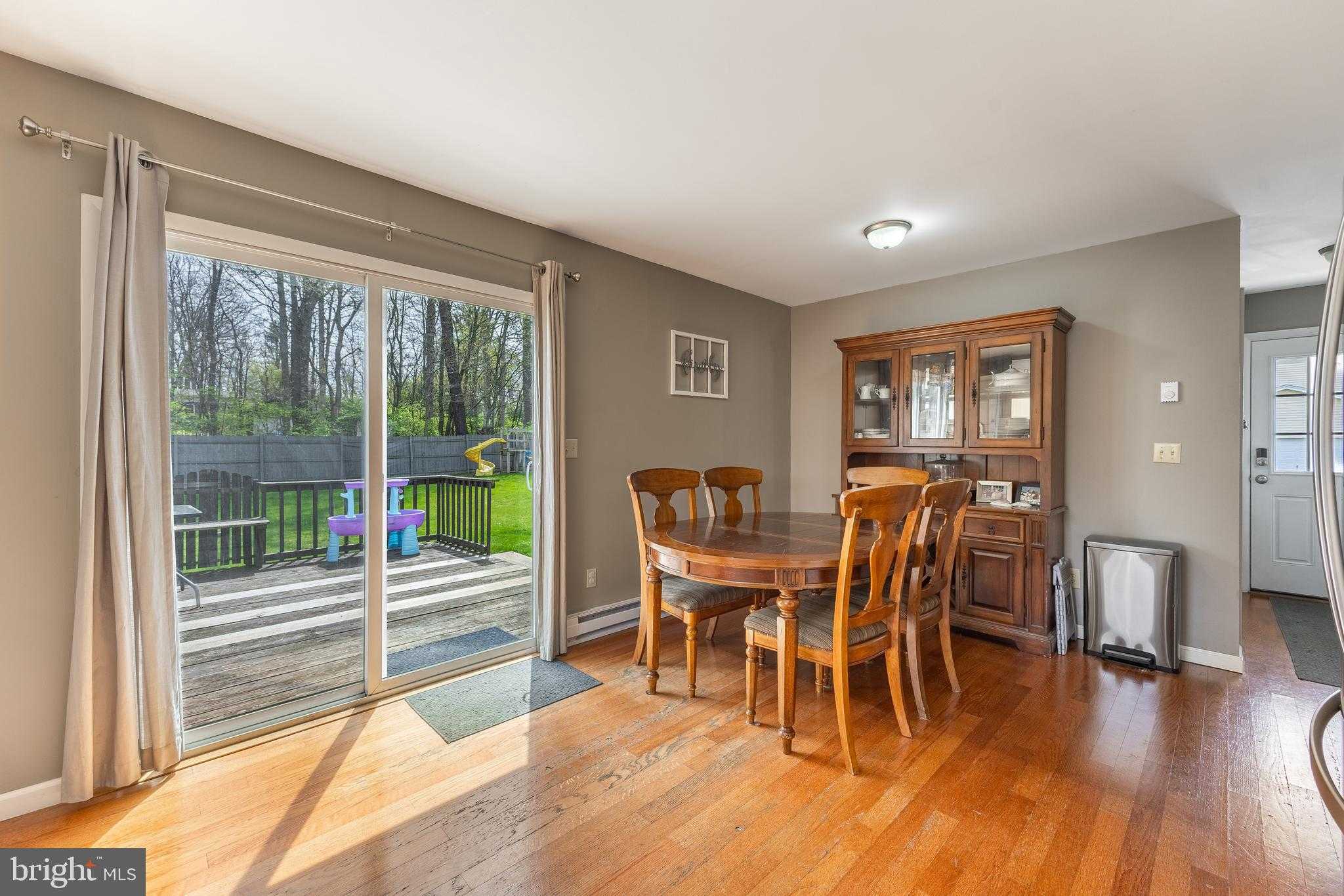 1111 Fox Hill Rd photo 12