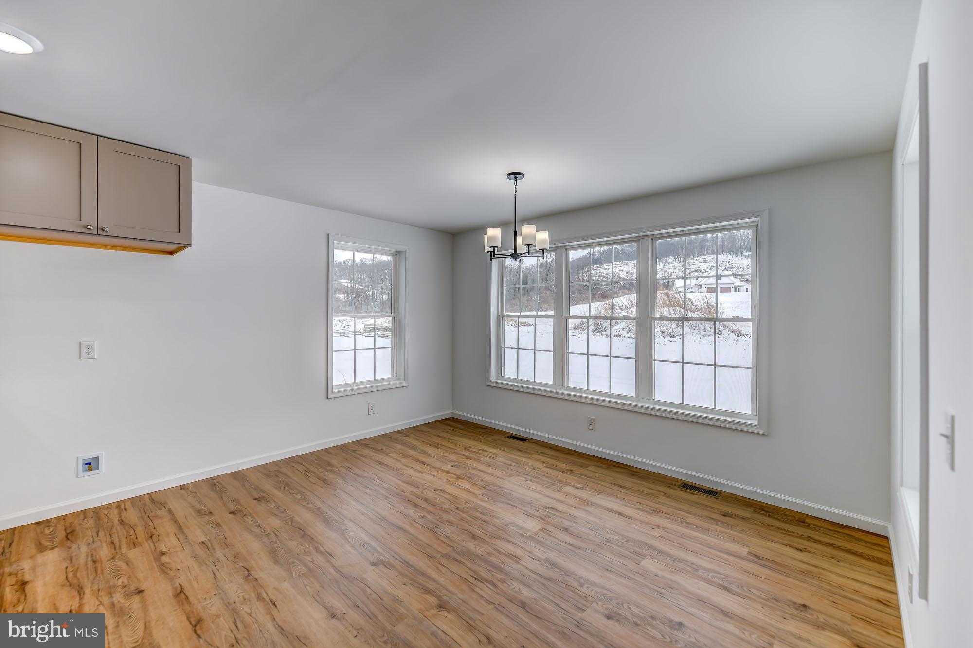 25 Mifflin Ter photo 21