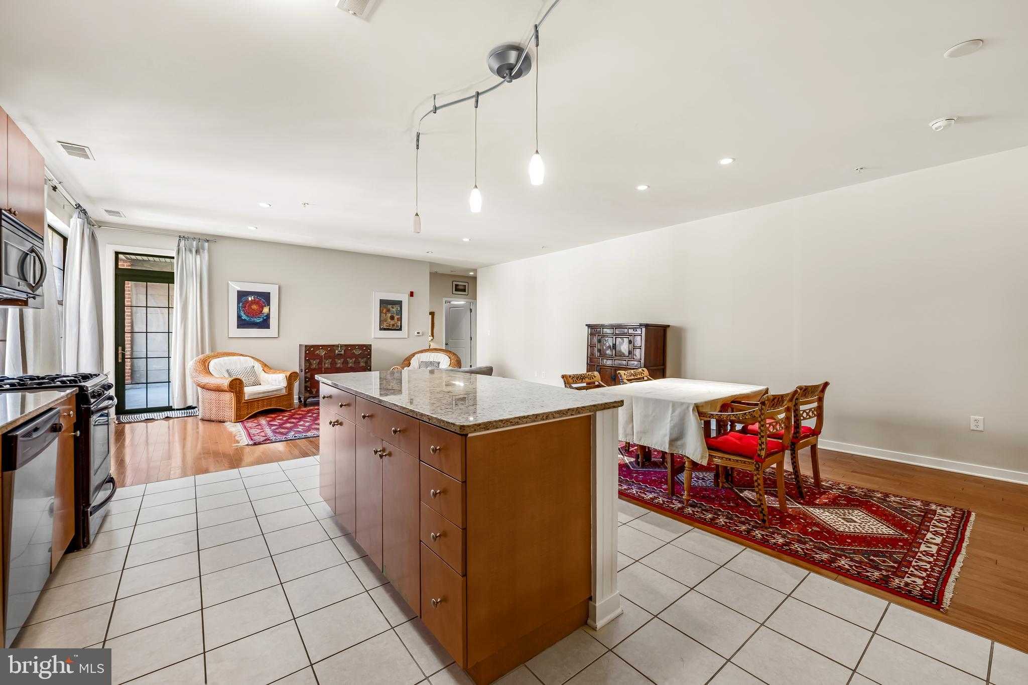 3201 Saint Paul St Unit 124 photo 11