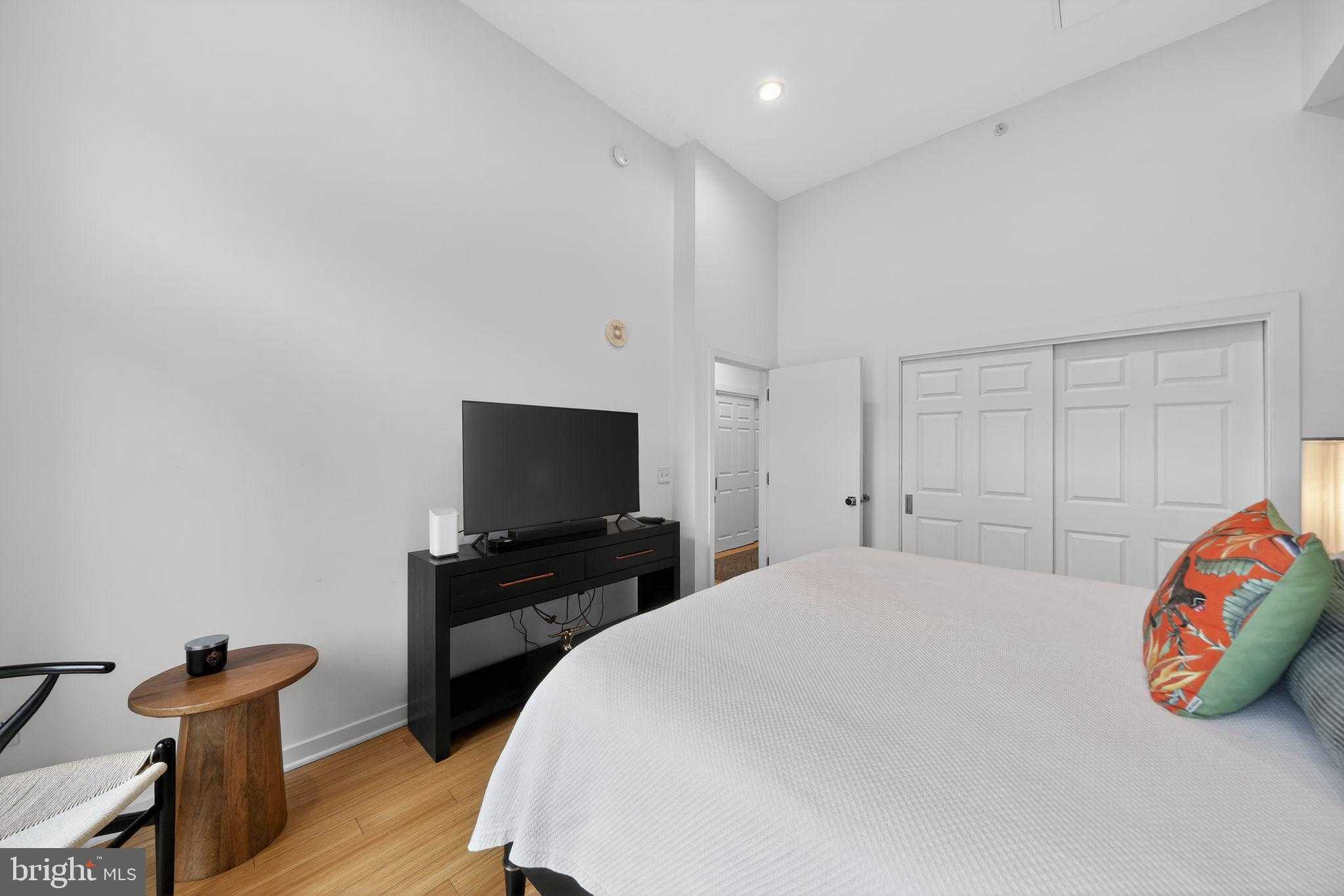 1900 Hamilton St Unit D15 photo 23