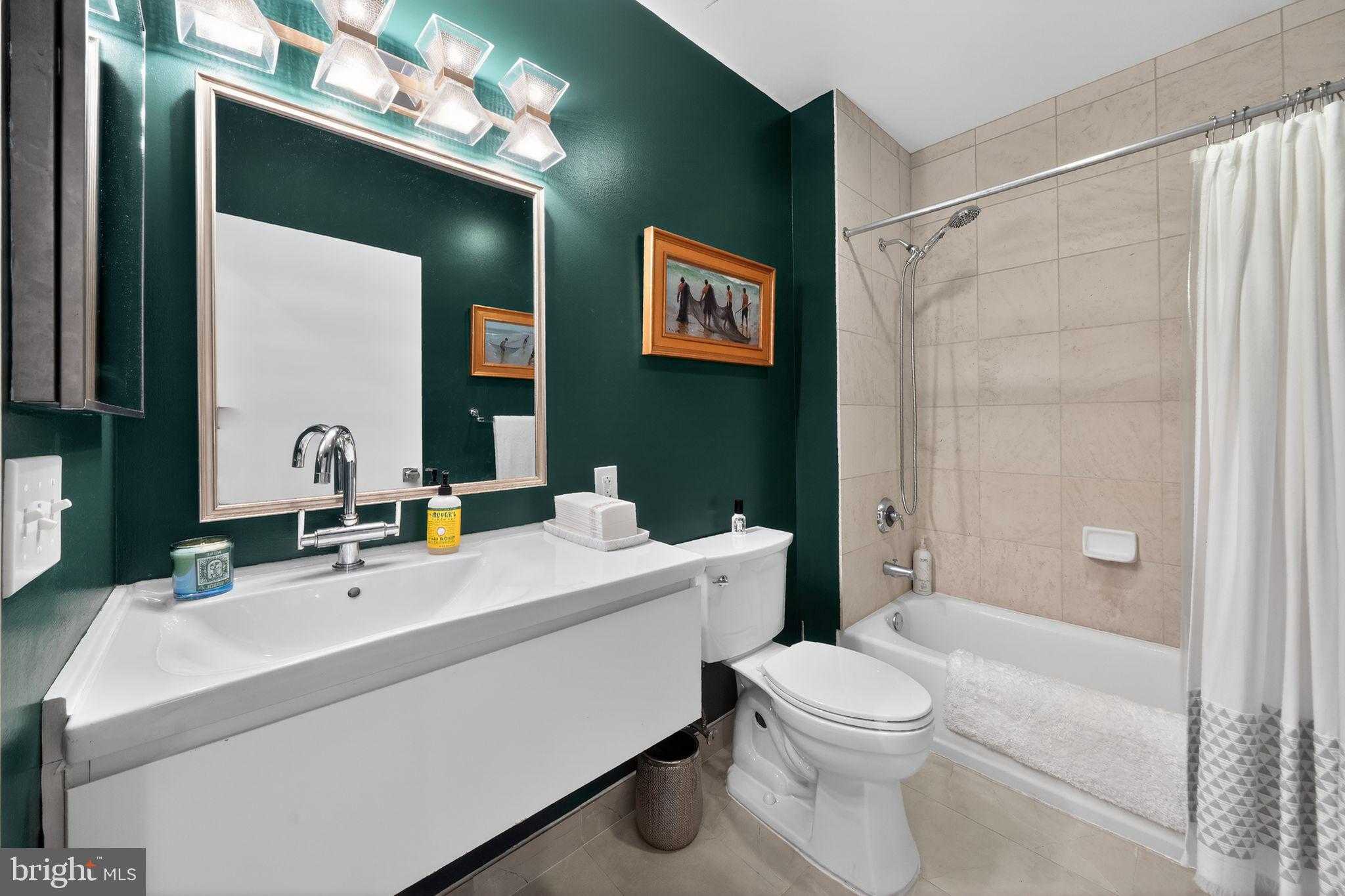 1900 Hamilton St Unit D15 photo 24