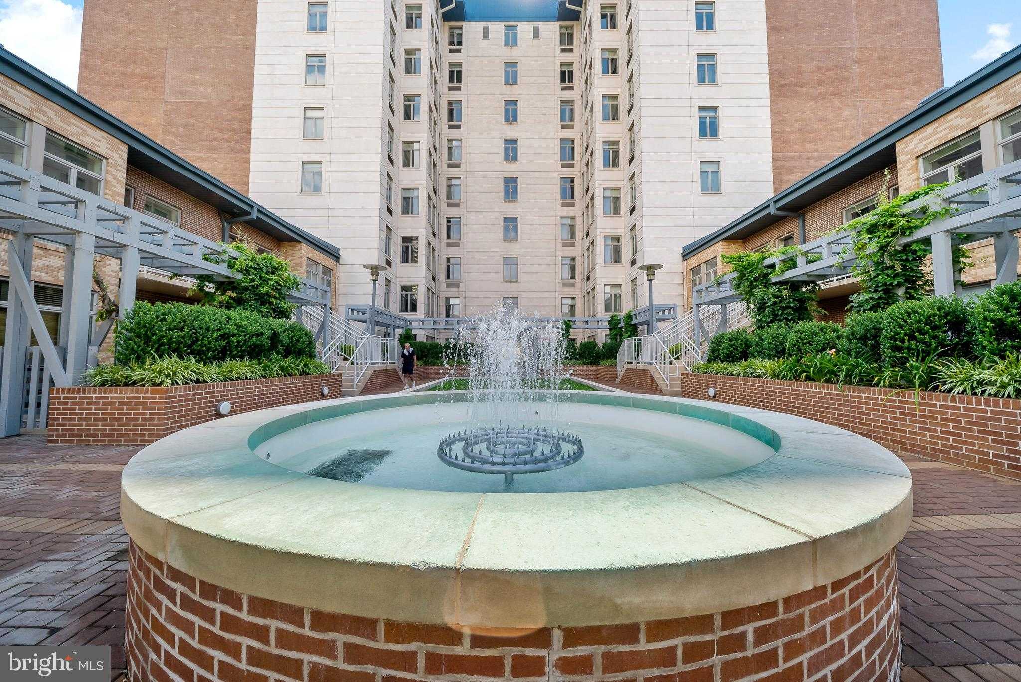 1900 Hamilton St Unit D15 photo 44