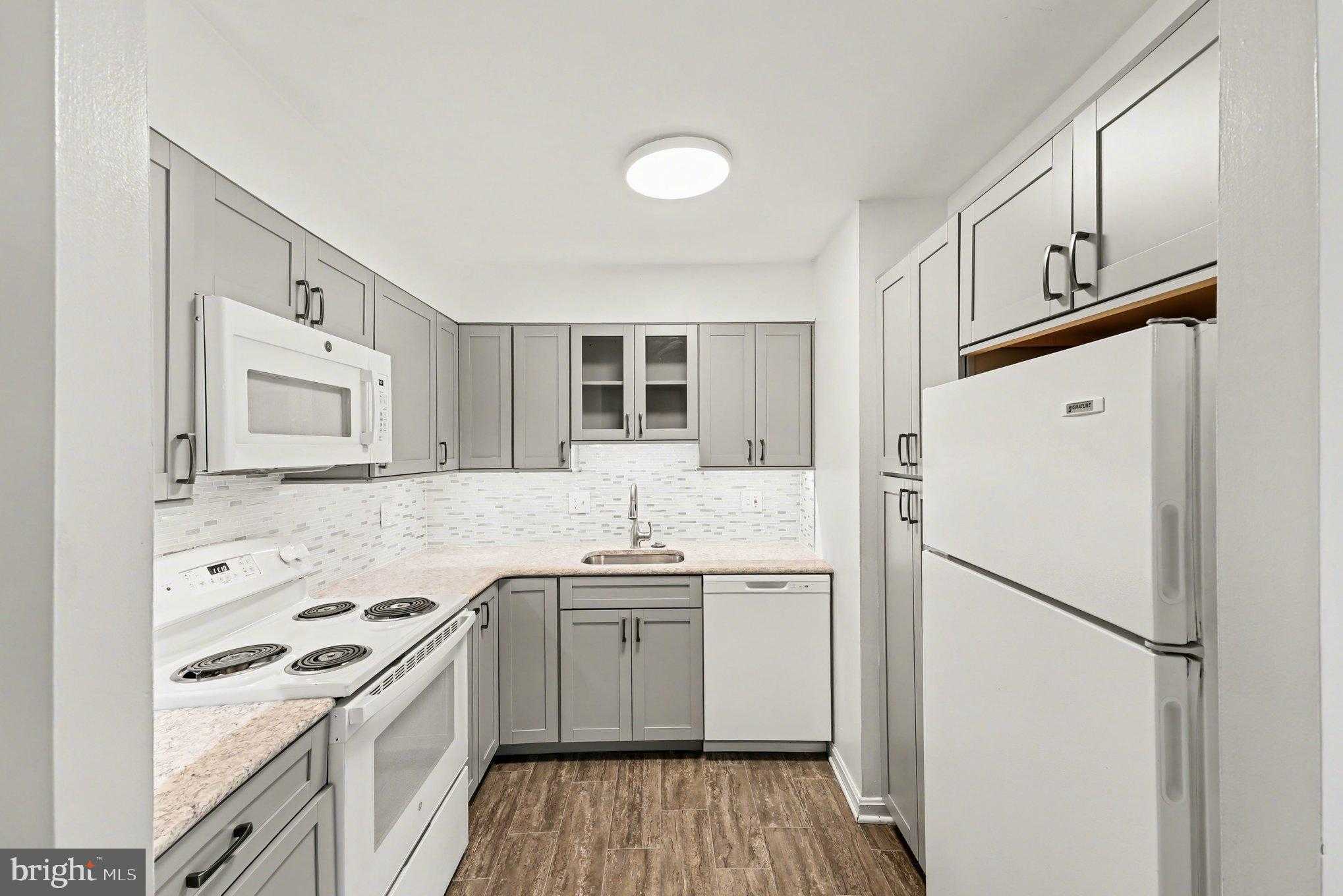 6141 Edsall Rd Apt L photo 3